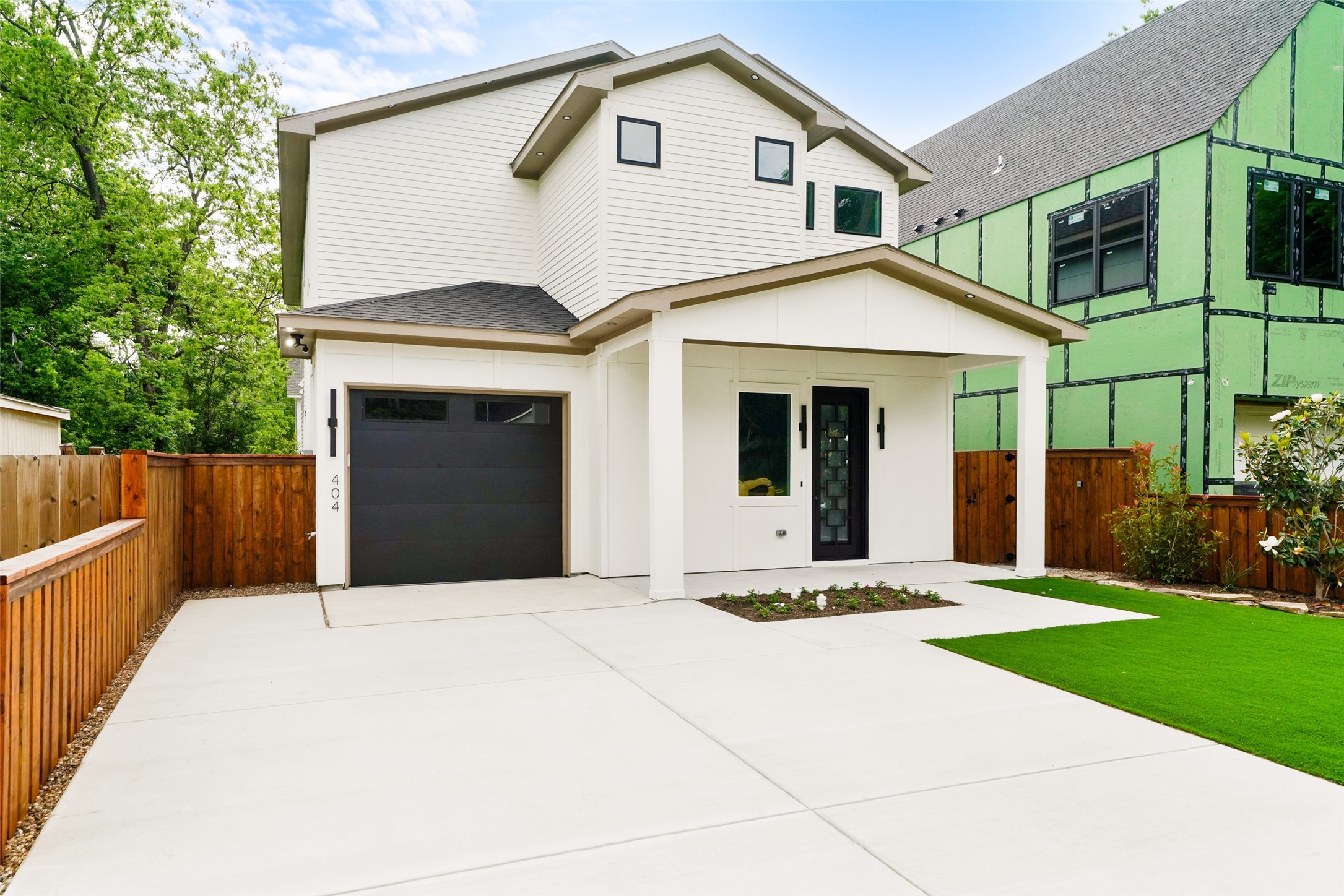 404 Pecan Drive Dallas TX 75203