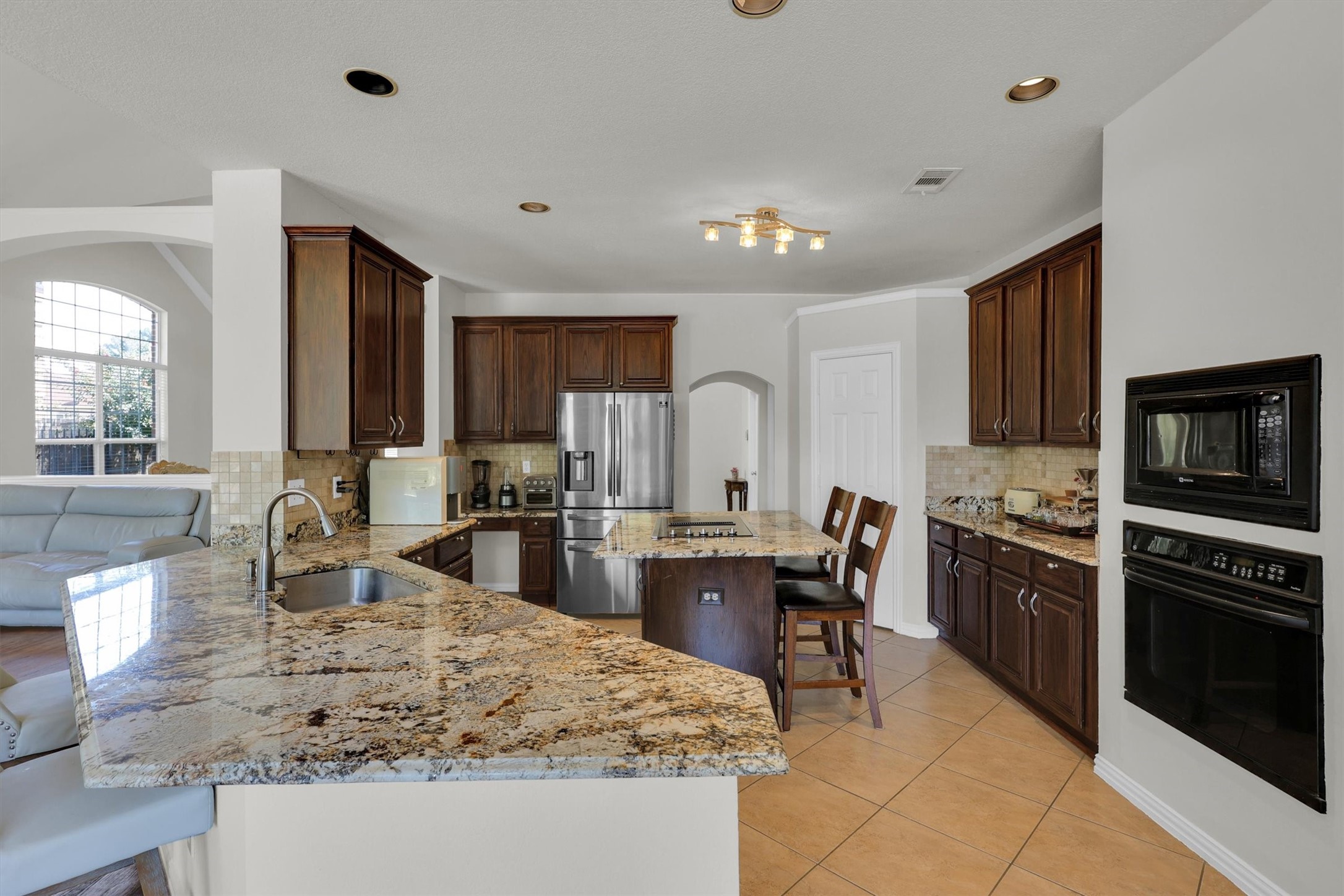 2326 Balleybrooke Drive Lewisville TX 75077