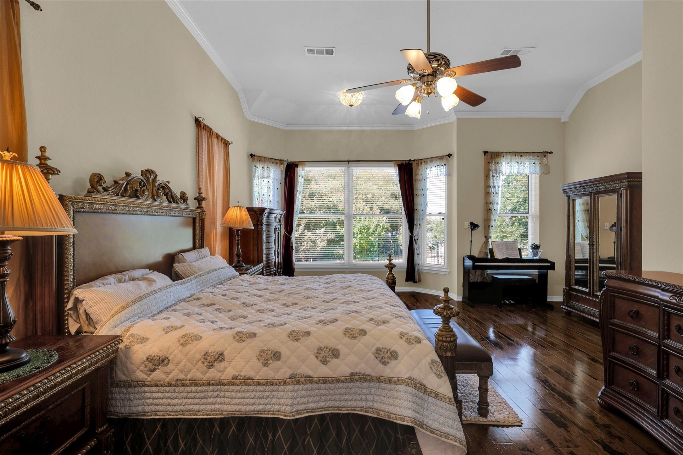 2326 Balleybrooke Drive Lewisville TX 75077