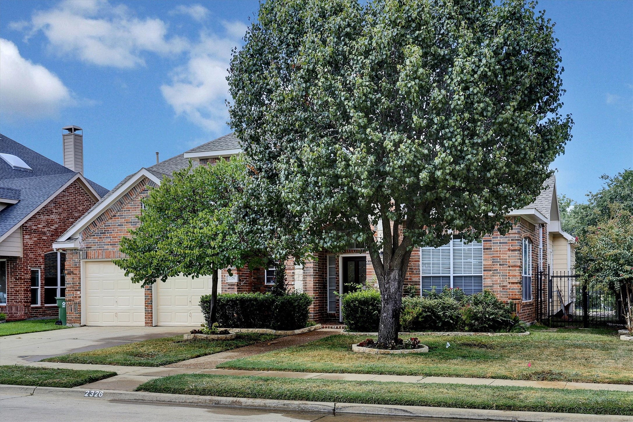 2326 Balleybrooke Drive Lewisville TX 75077