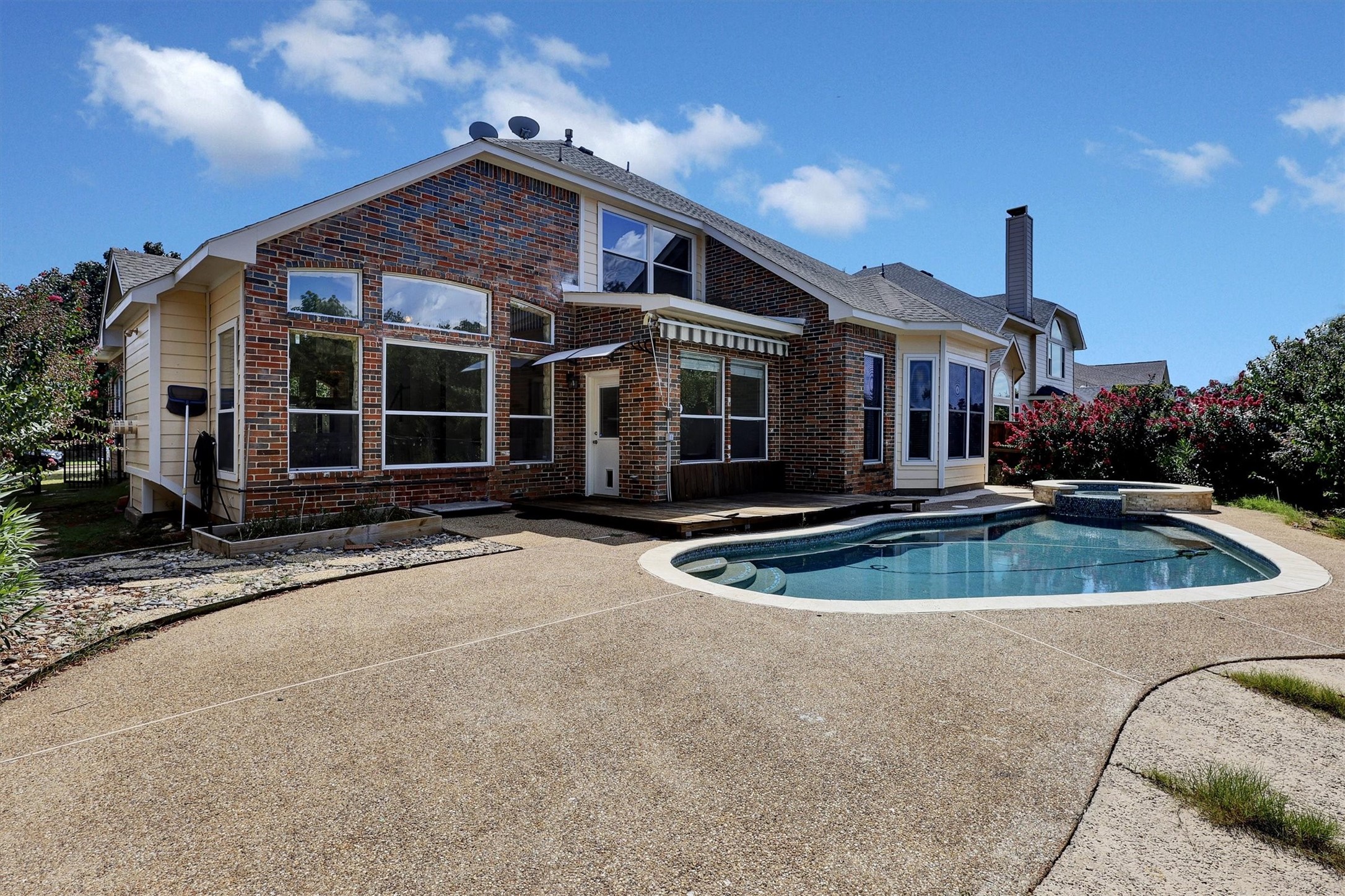 2326 Balleybrooke Drive Lewisville TX 75077