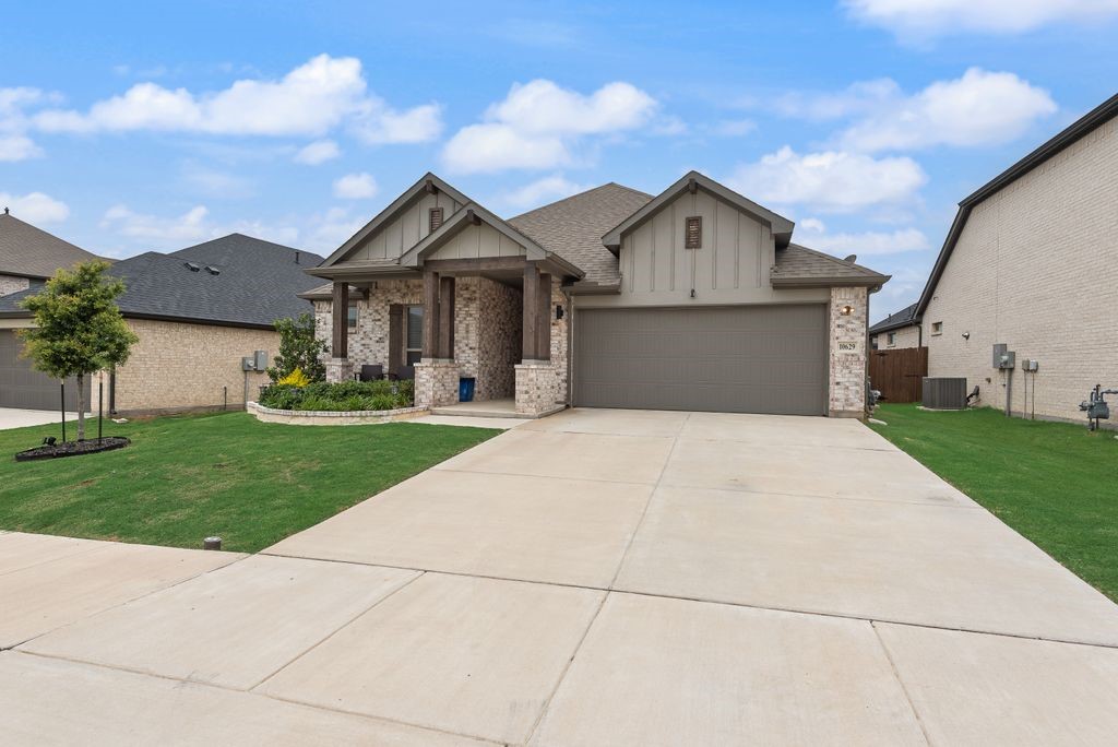 10629 Tuxinaw Trail Fort Worth TX 76179