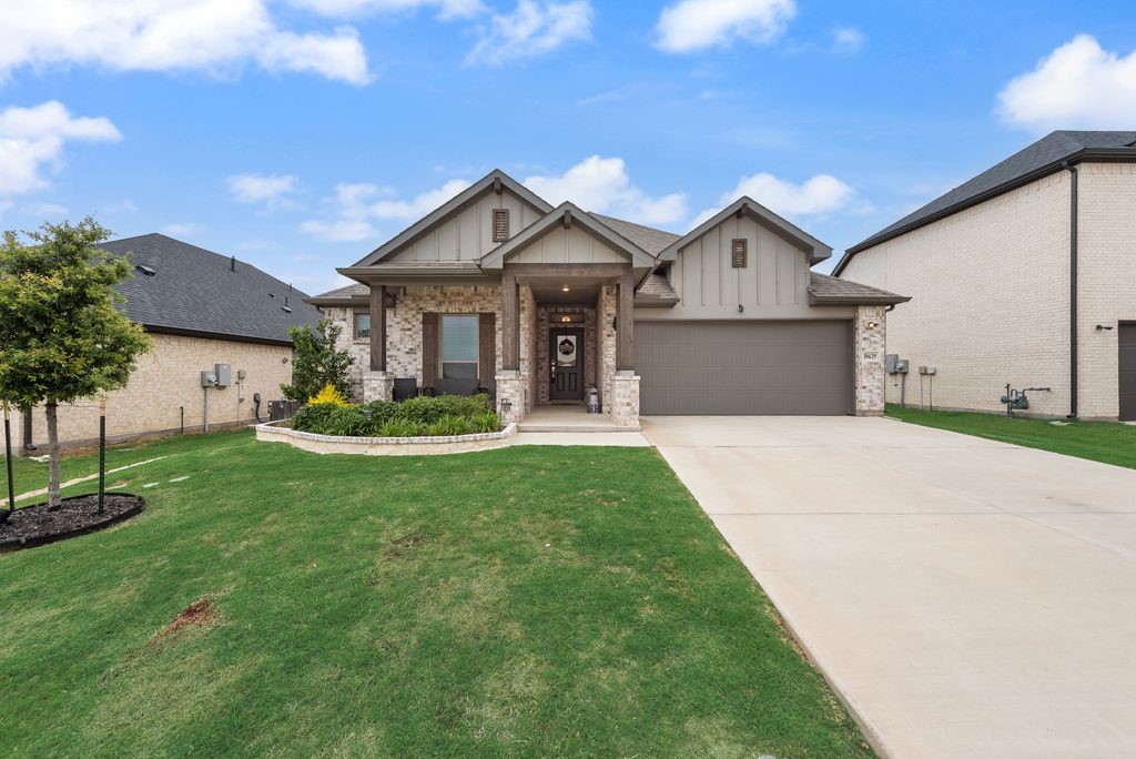 10629 Tuxinaw Trail Fort Worth TX 76179