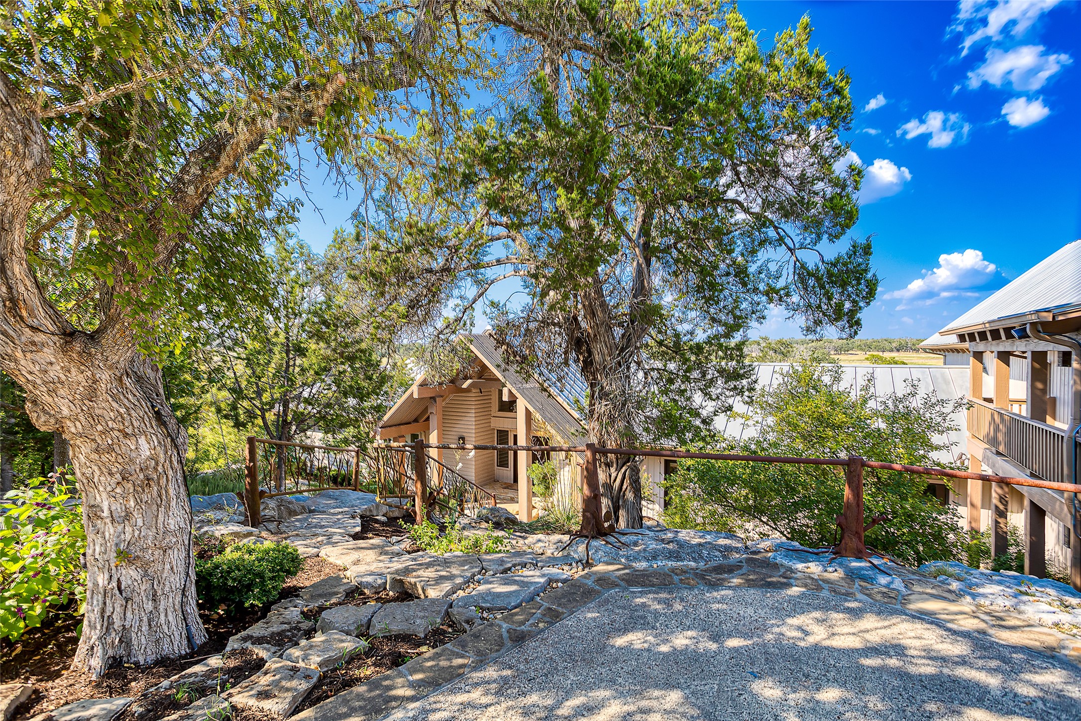 556 Cliff View Harper TX 72356