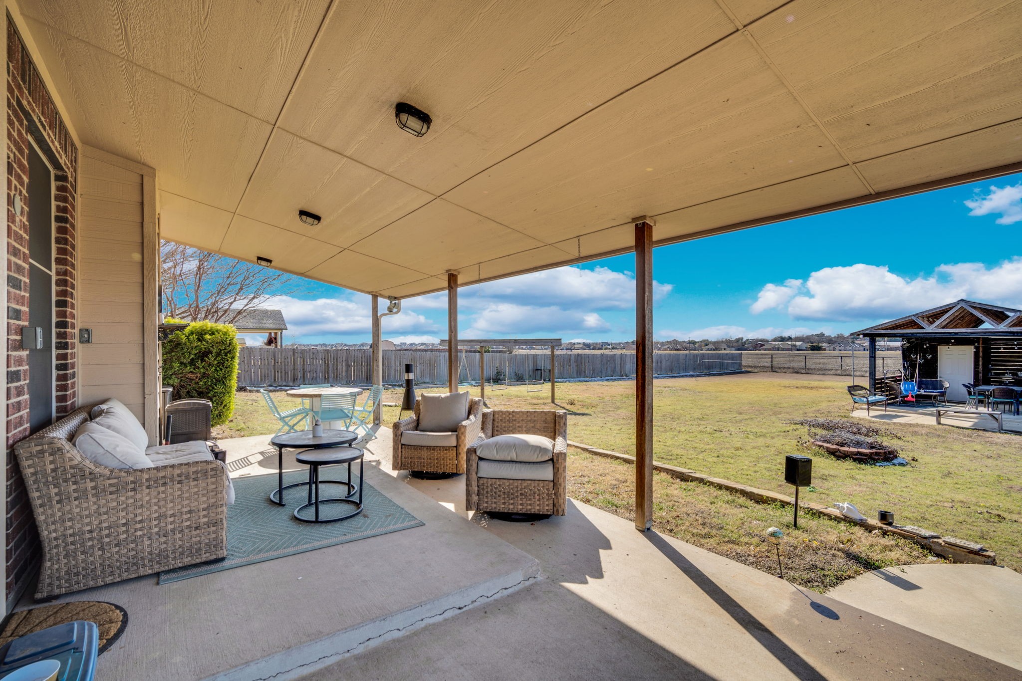 1121 Meghann Lane Waxahachie TX 75167