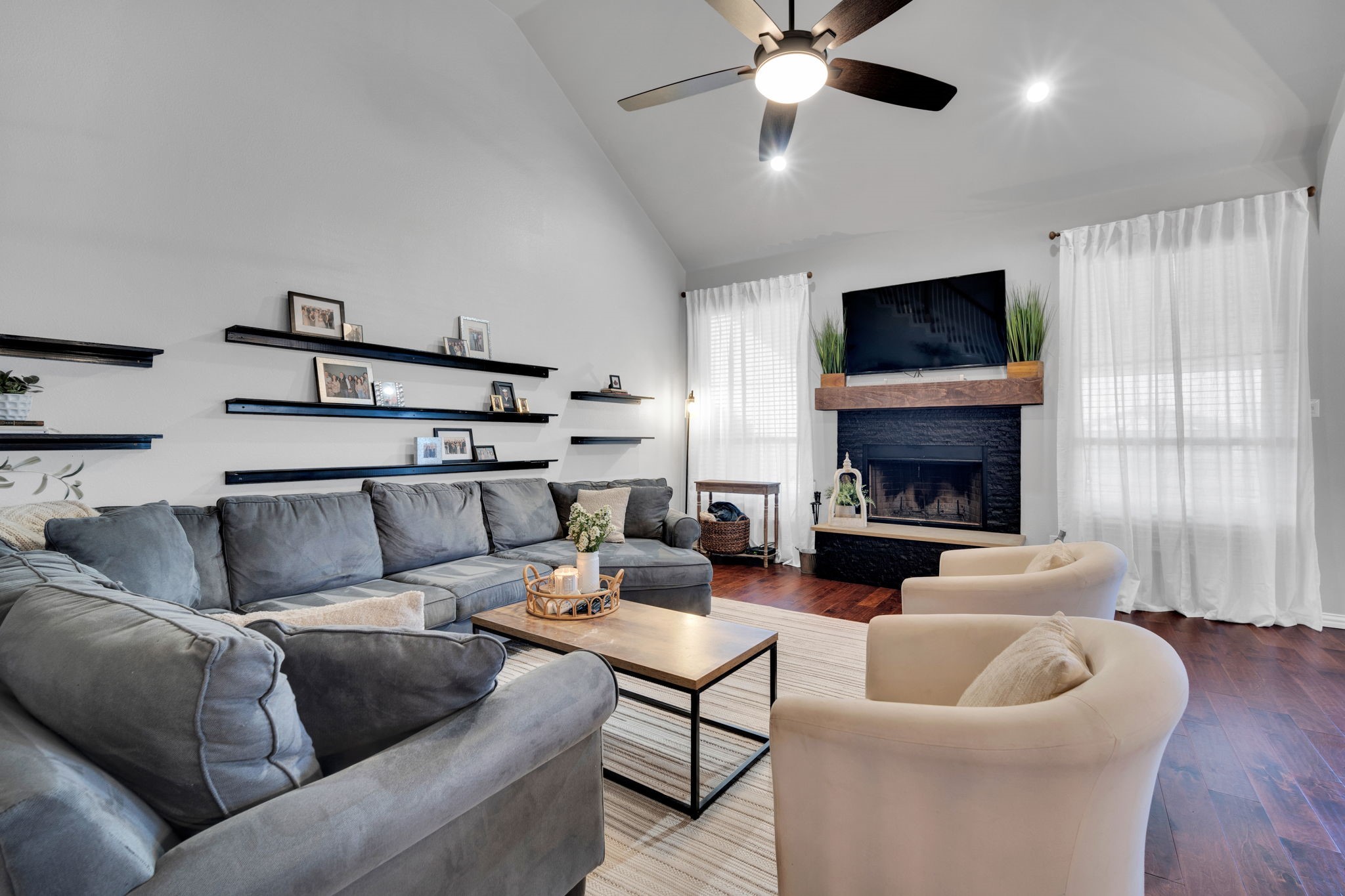 1121 Meghann Lane Waxahachie TX 75167