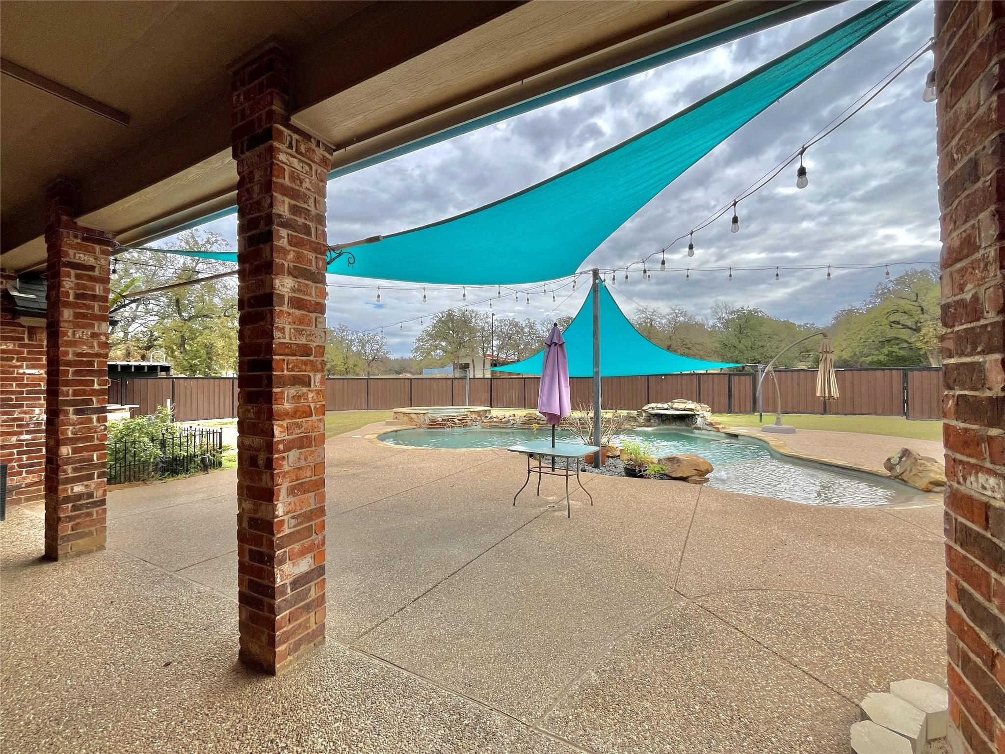 245 Spring Creek Court Paradise TX 76073