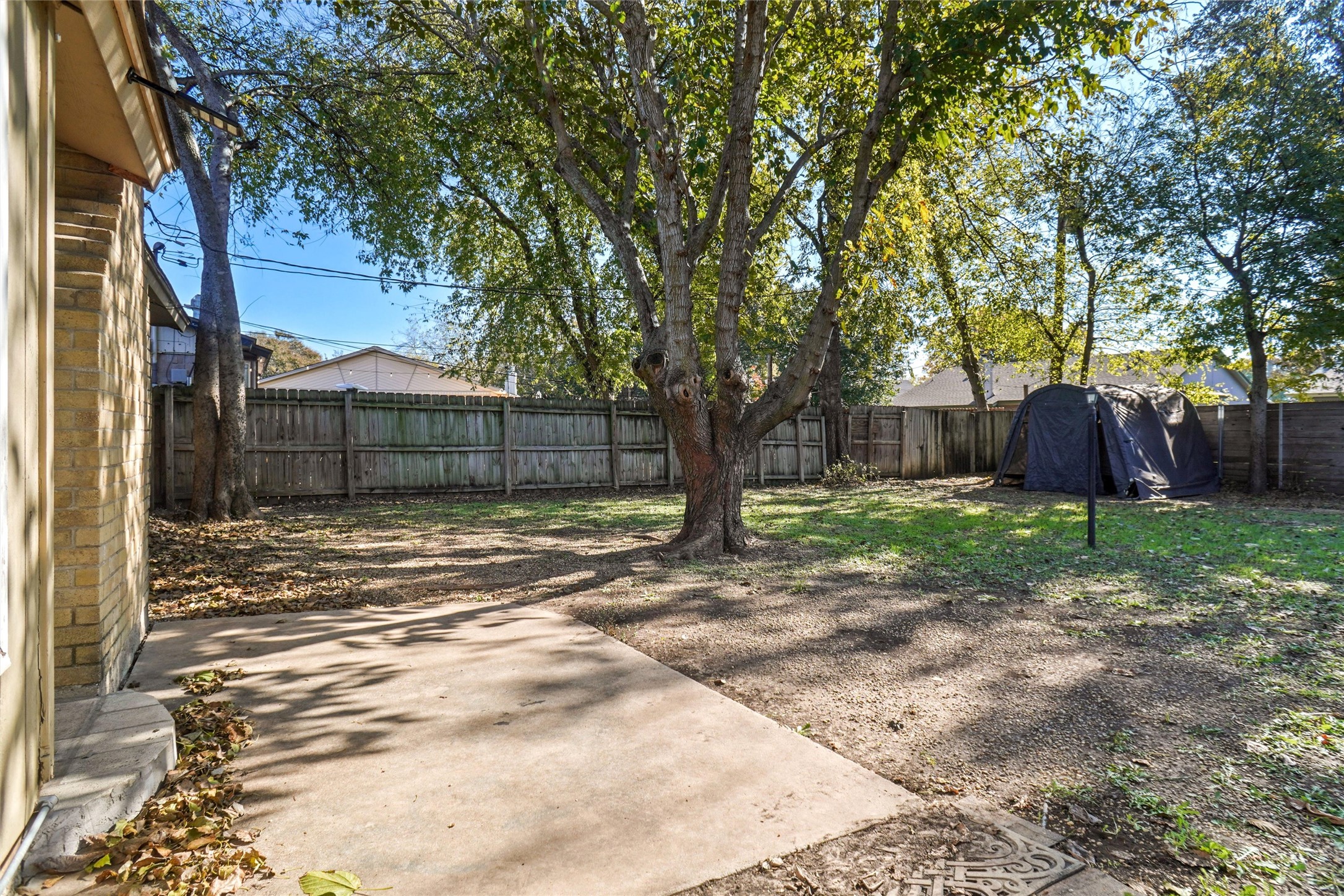 6116 Mackneal Trail Watauga TX 76148