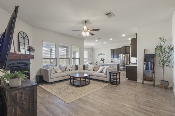 3516 Tunnel Avenue Aubrey TX 76227