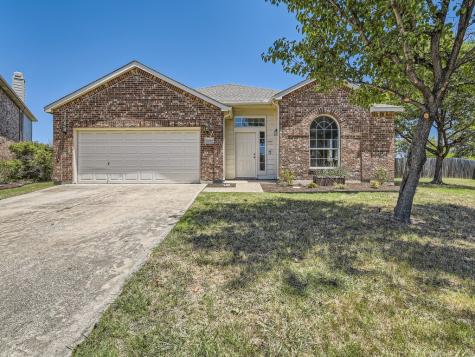 8486 Big Cypress Court Fort Worth TX 76137