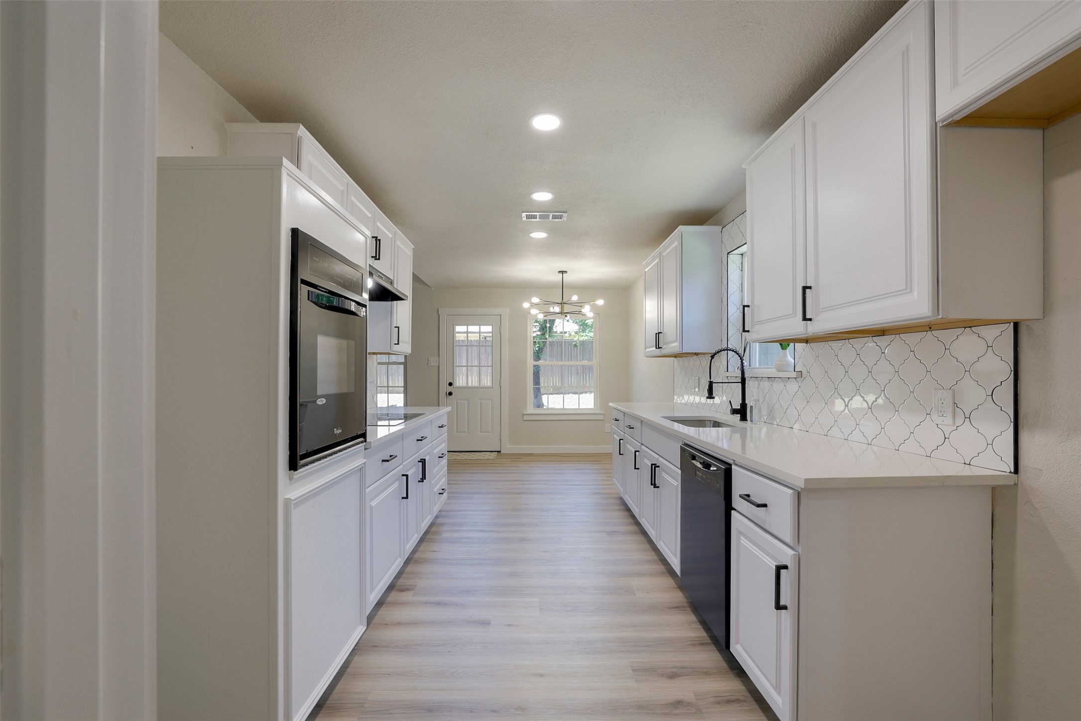 3509 Cabotwood Court Arlington TX 76015