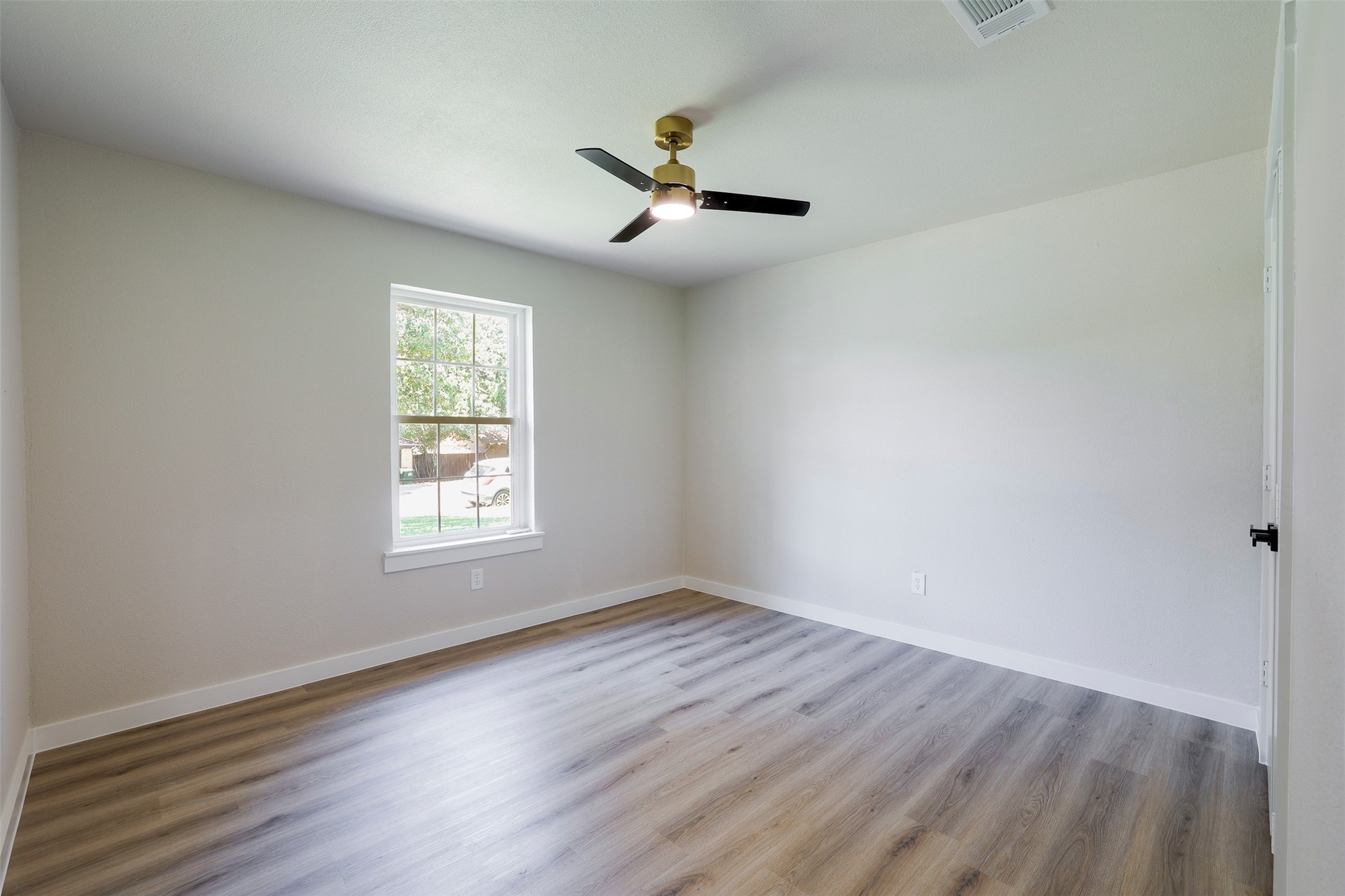 3509 Cabotwood Court Arlington TX 76015