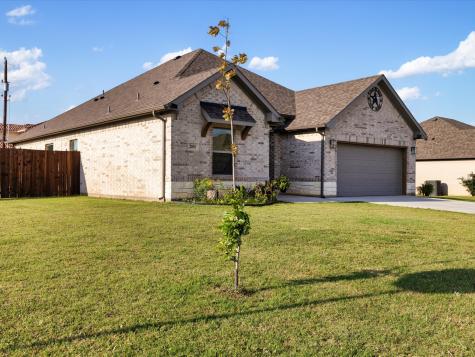 2101 Briarwood Drive Bridgeport TX 76426