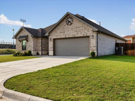 2101 Briarwood Drive Bridgeport TX 76426