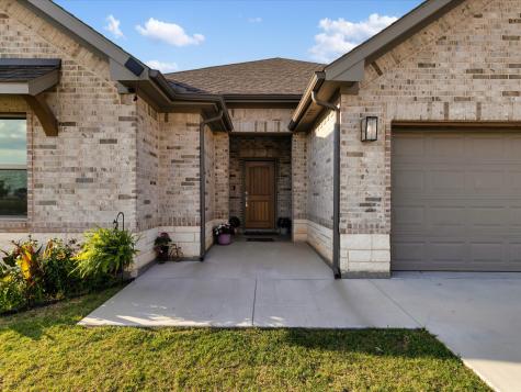 2101 Briarwood Drive Bridgeport TX 76426