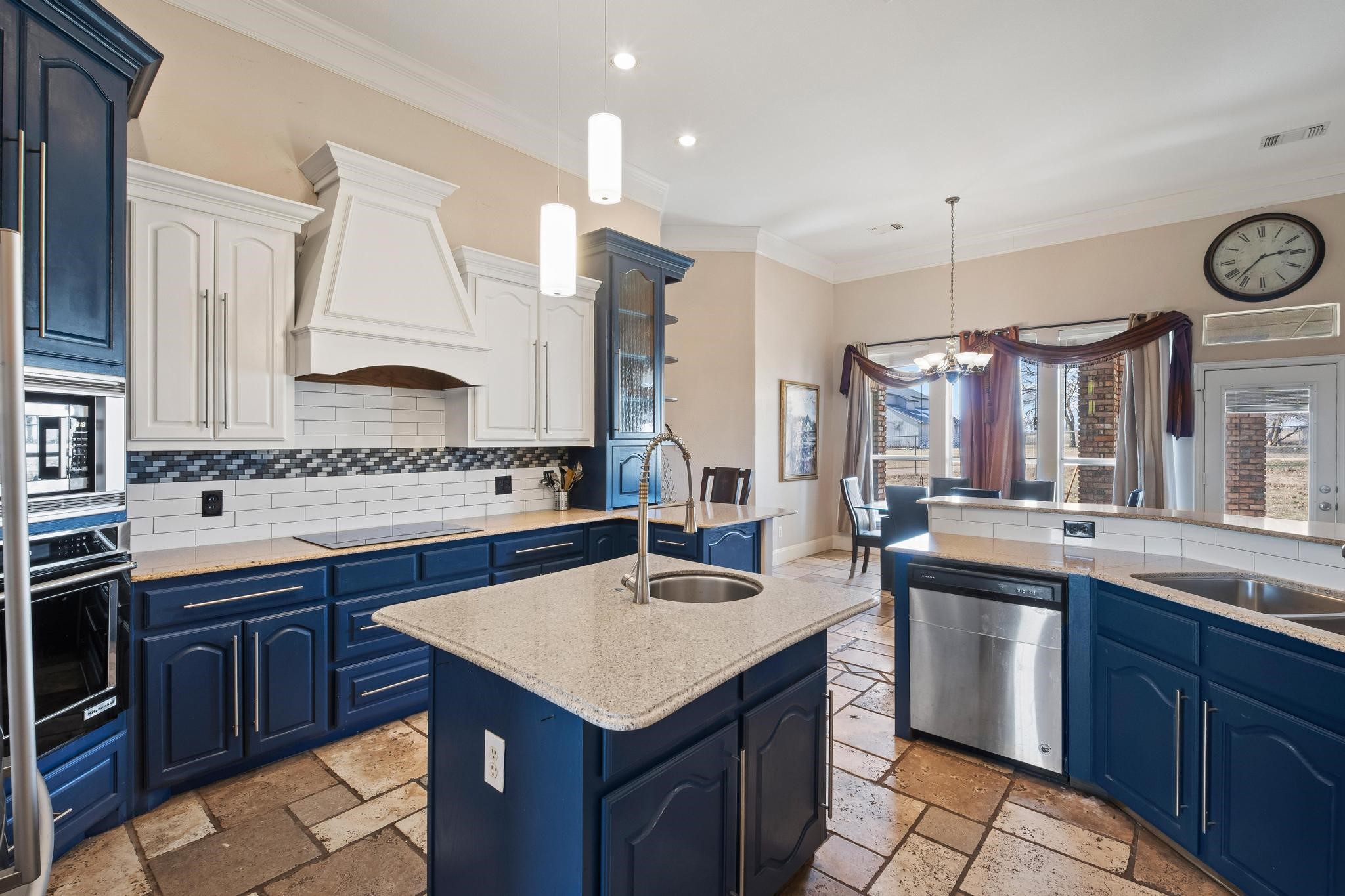 820 Alysa Lane Waxahachie TX 75167