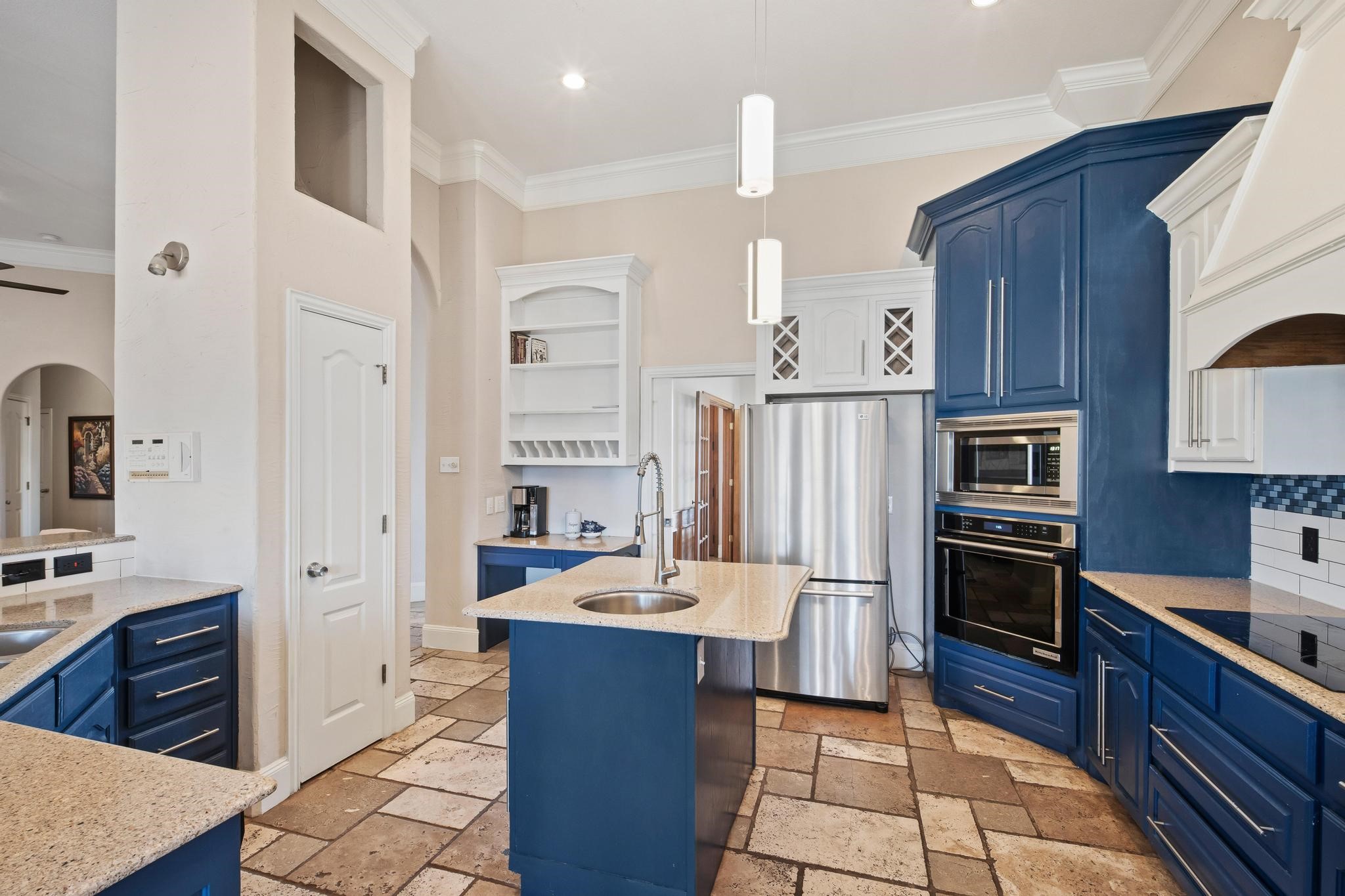 820 Alysa Lane Waxahachie TX 75167