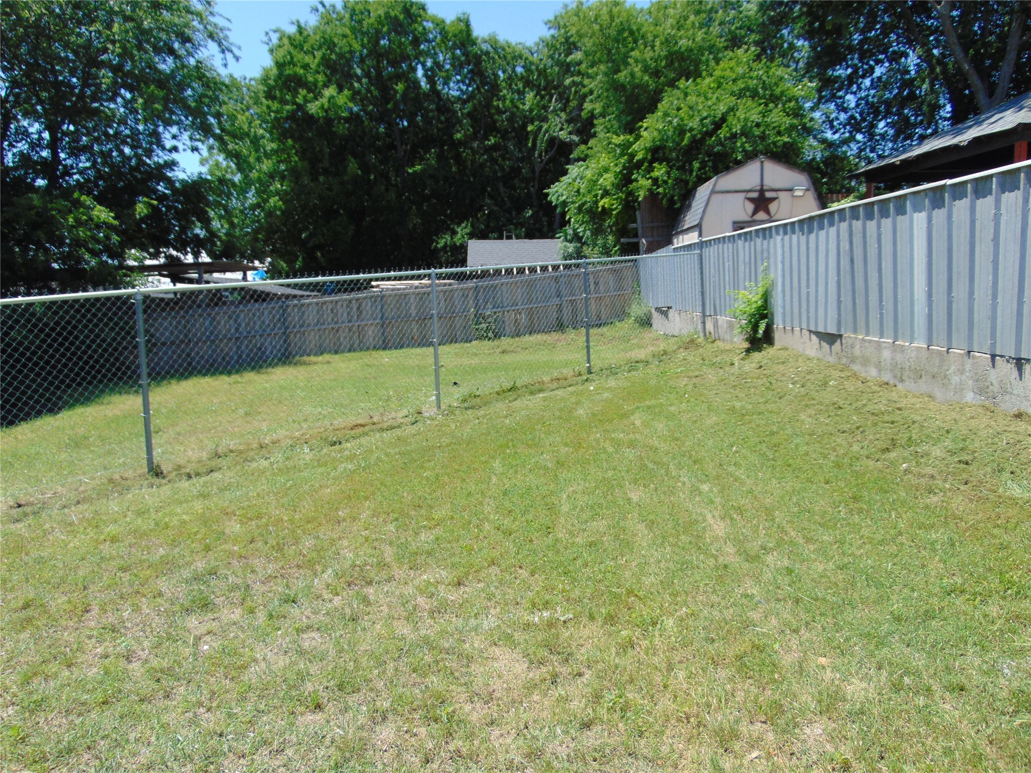 6227 Teague Drive Dallas TX 75241