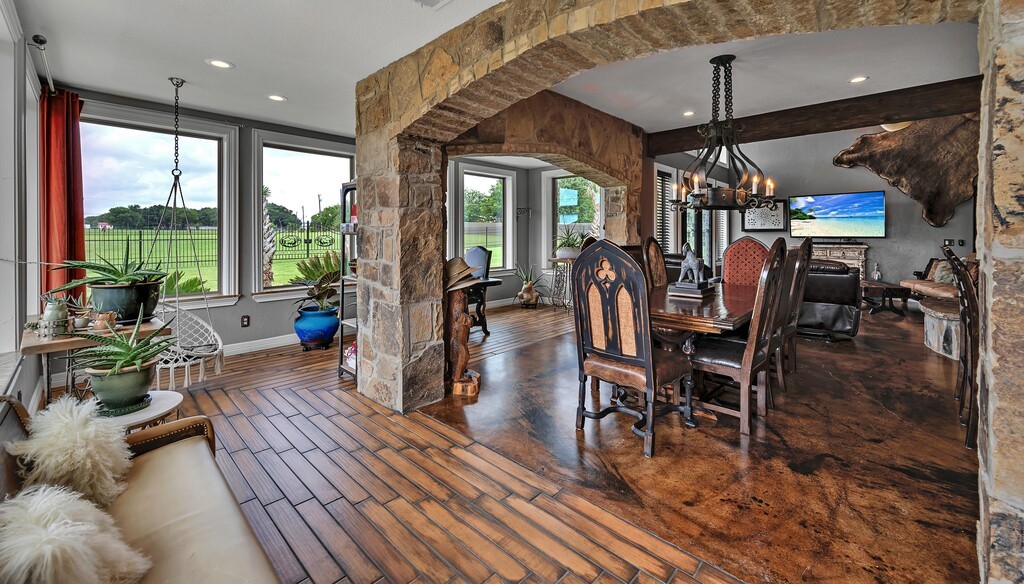 5004 Gholson Road Waco TX 76705