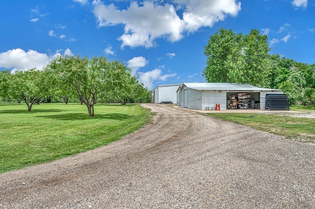 5004 Gholson Road Waco TX 76705