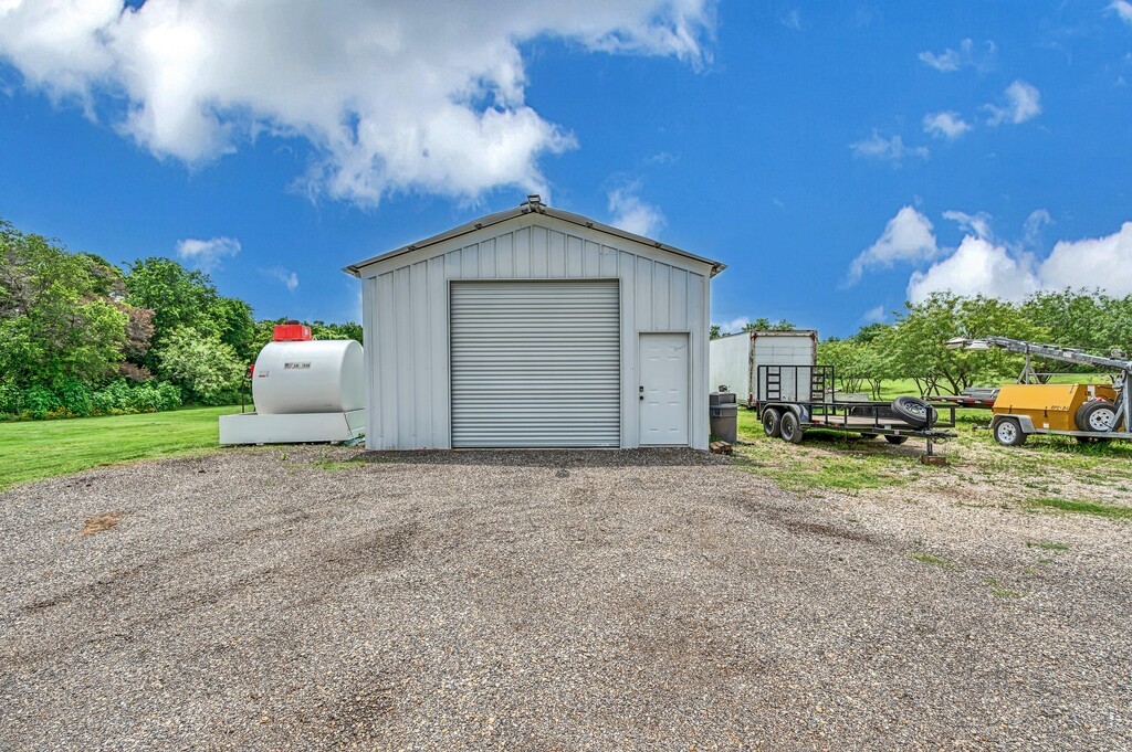 5004 Gholson Road Waco TX 76705