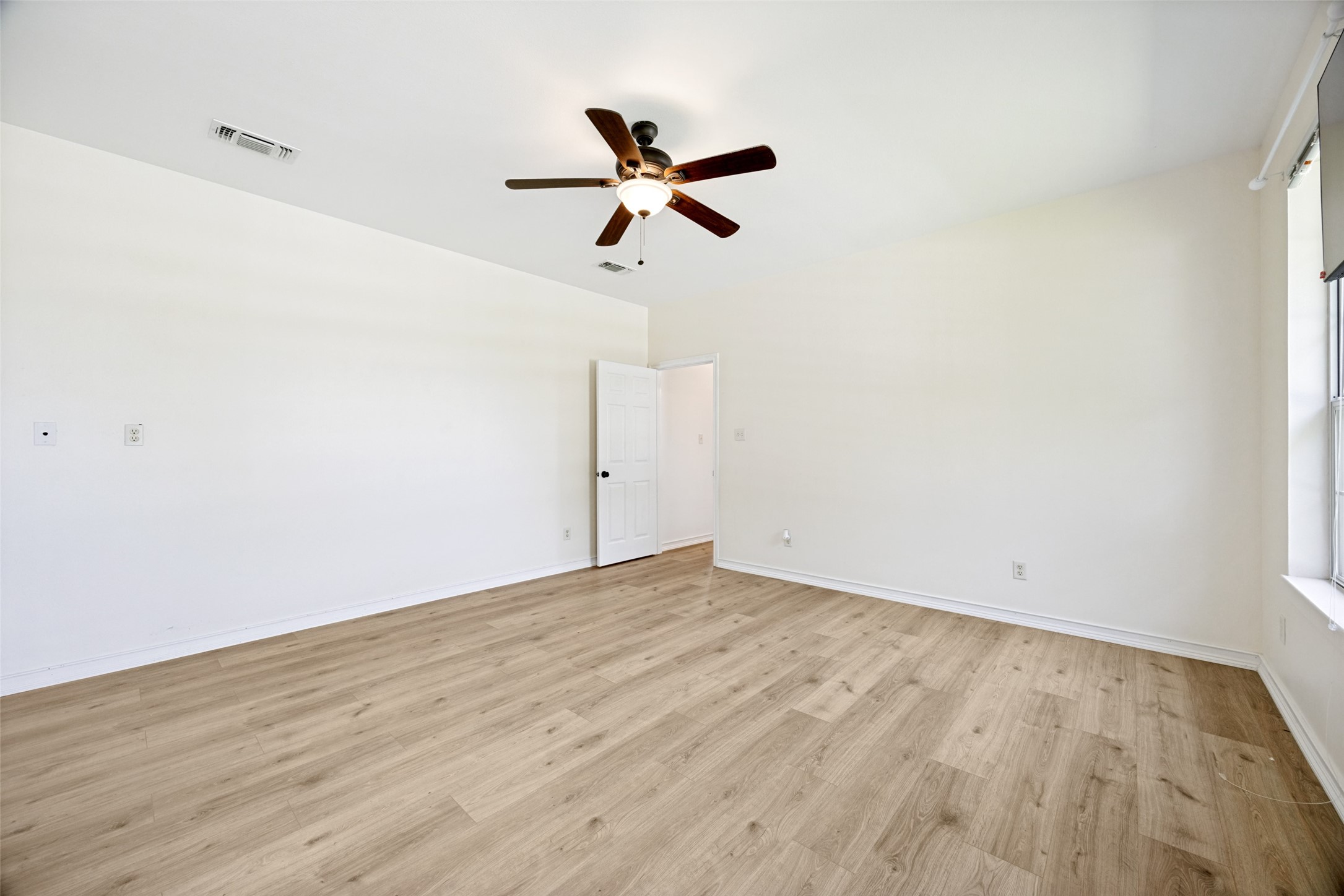 115 County Road 3302 Omaha TX 75571