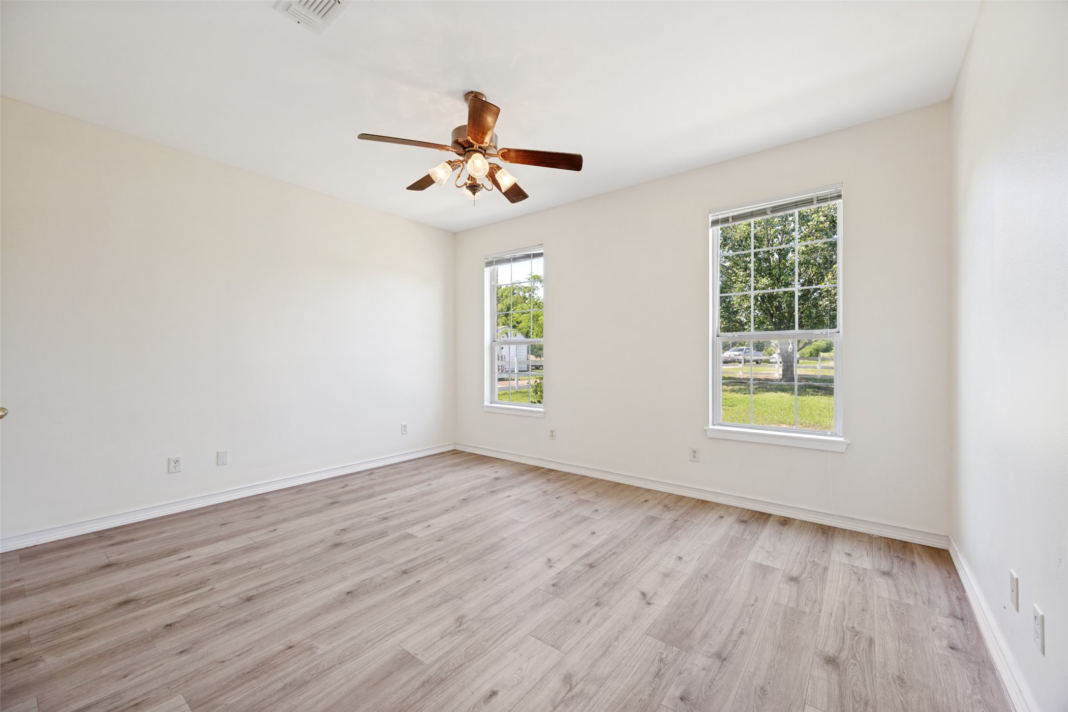 115 County Road 3302 Omaha TX 75571