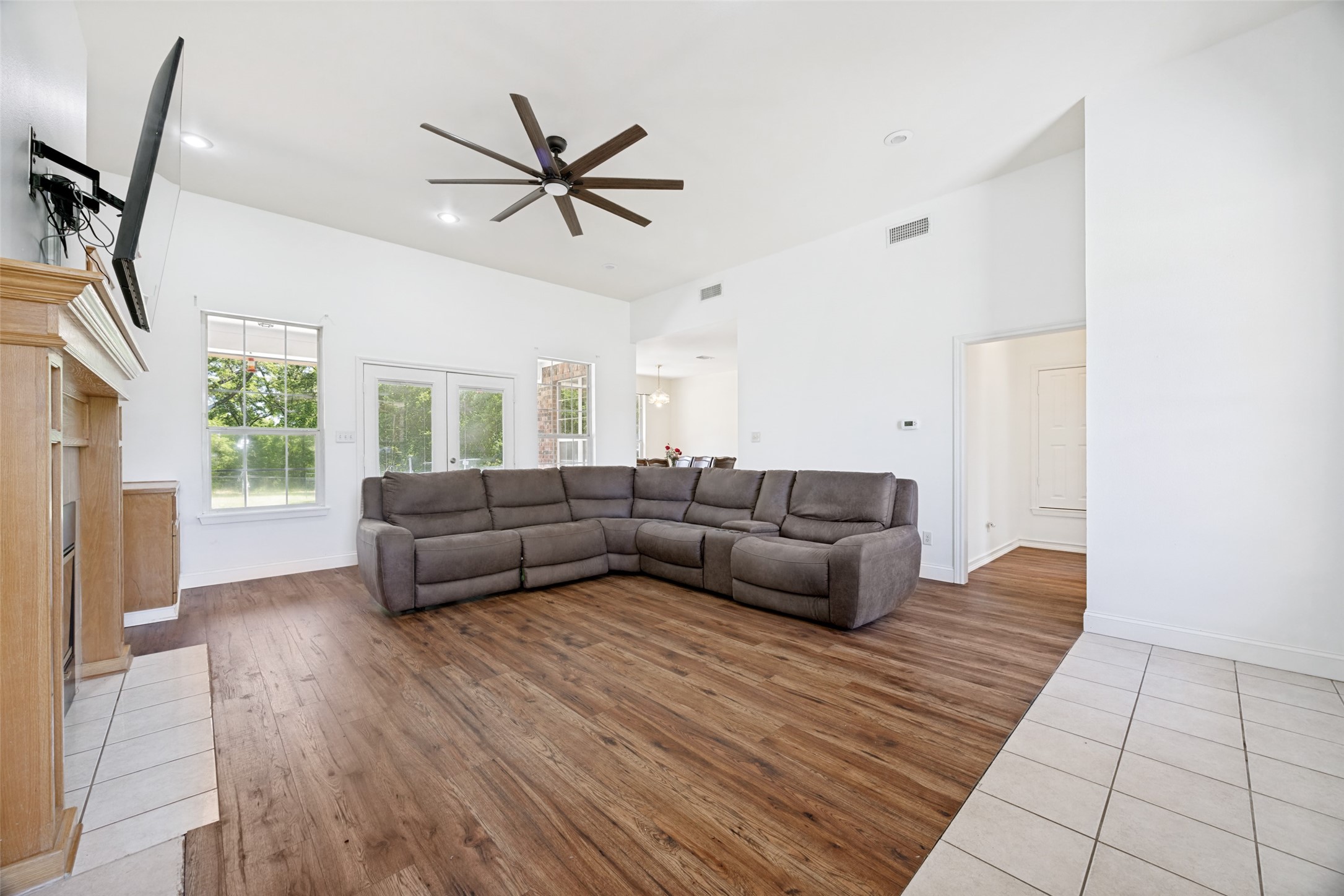 115 County Road 3302 Omaha TX 75571