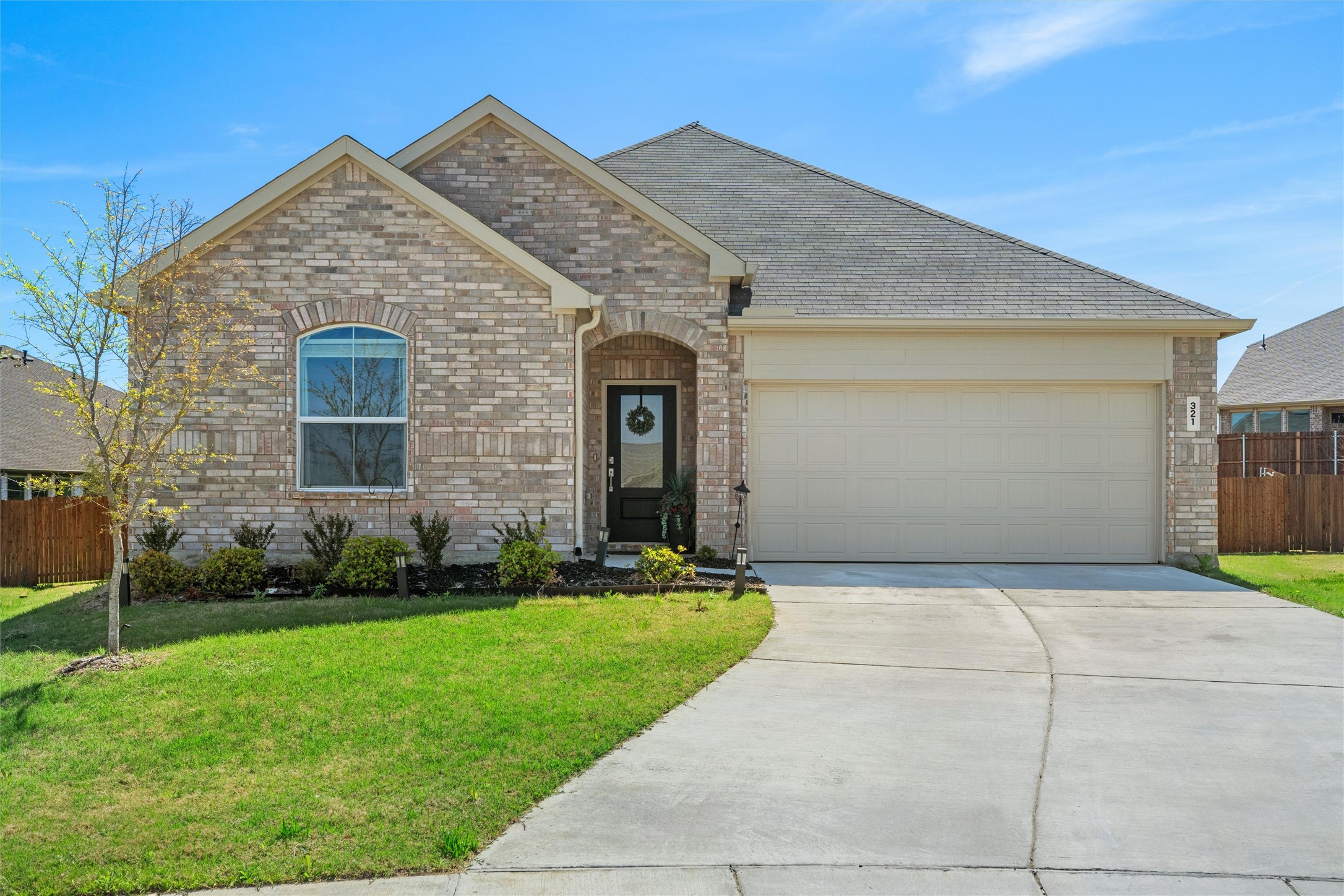 321 Sedalia Trail Justin TX 76247