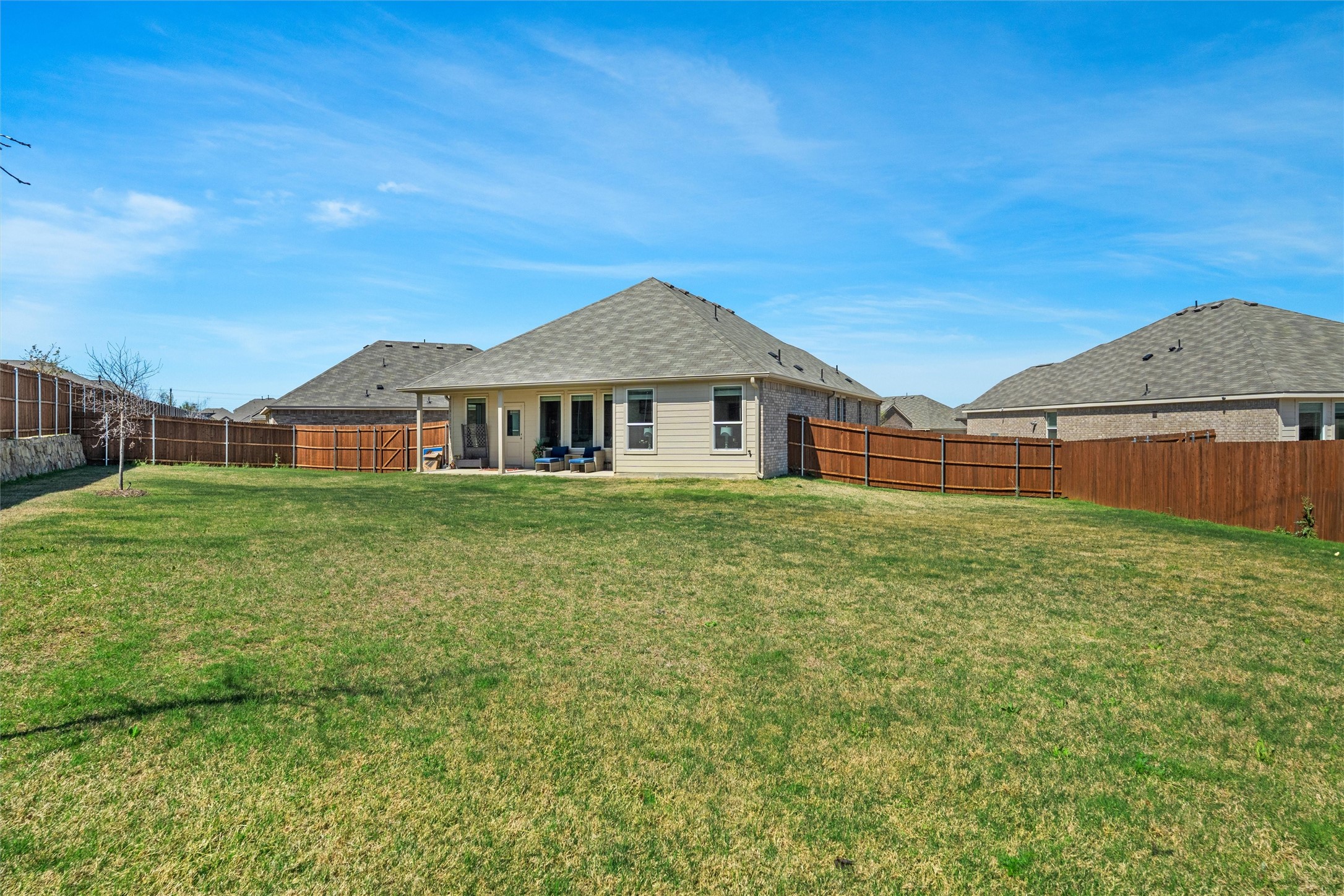 321 Sedalia Trail Justin TX 76247