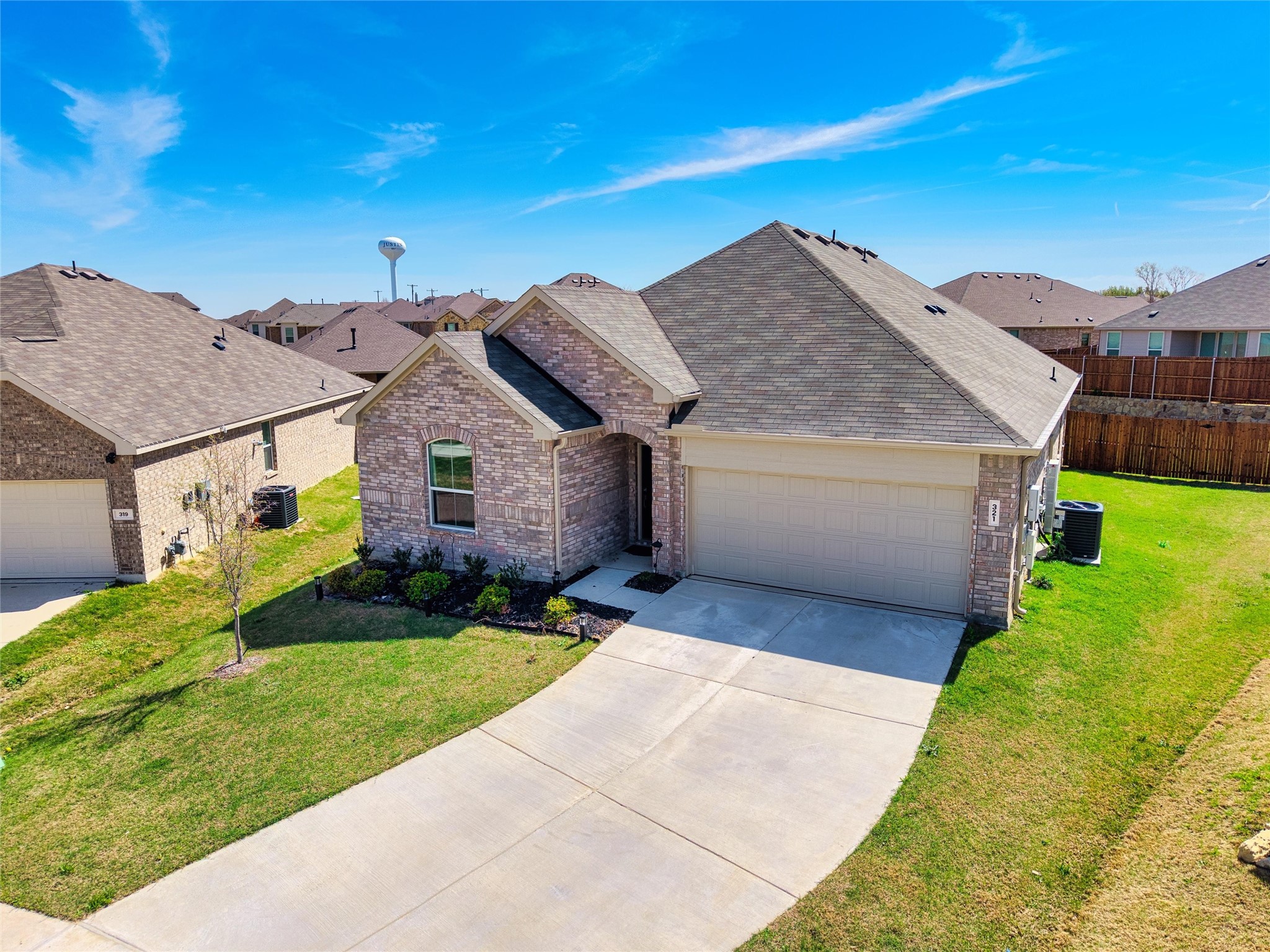 321 Sedalia Trail Justin TX 76247
