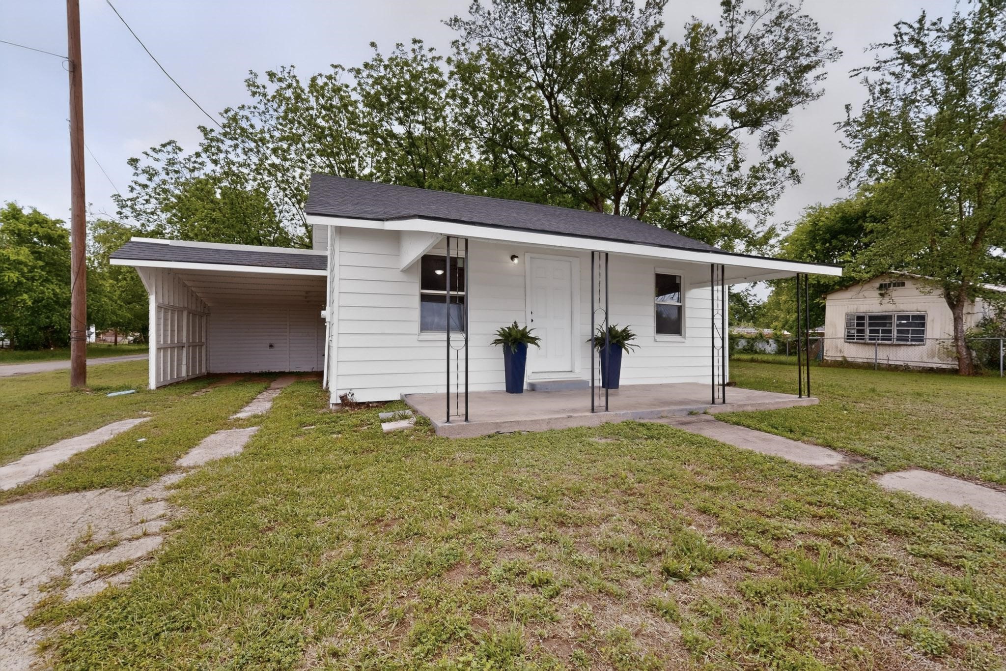 313 Fm 316 S Eustace TX 75124