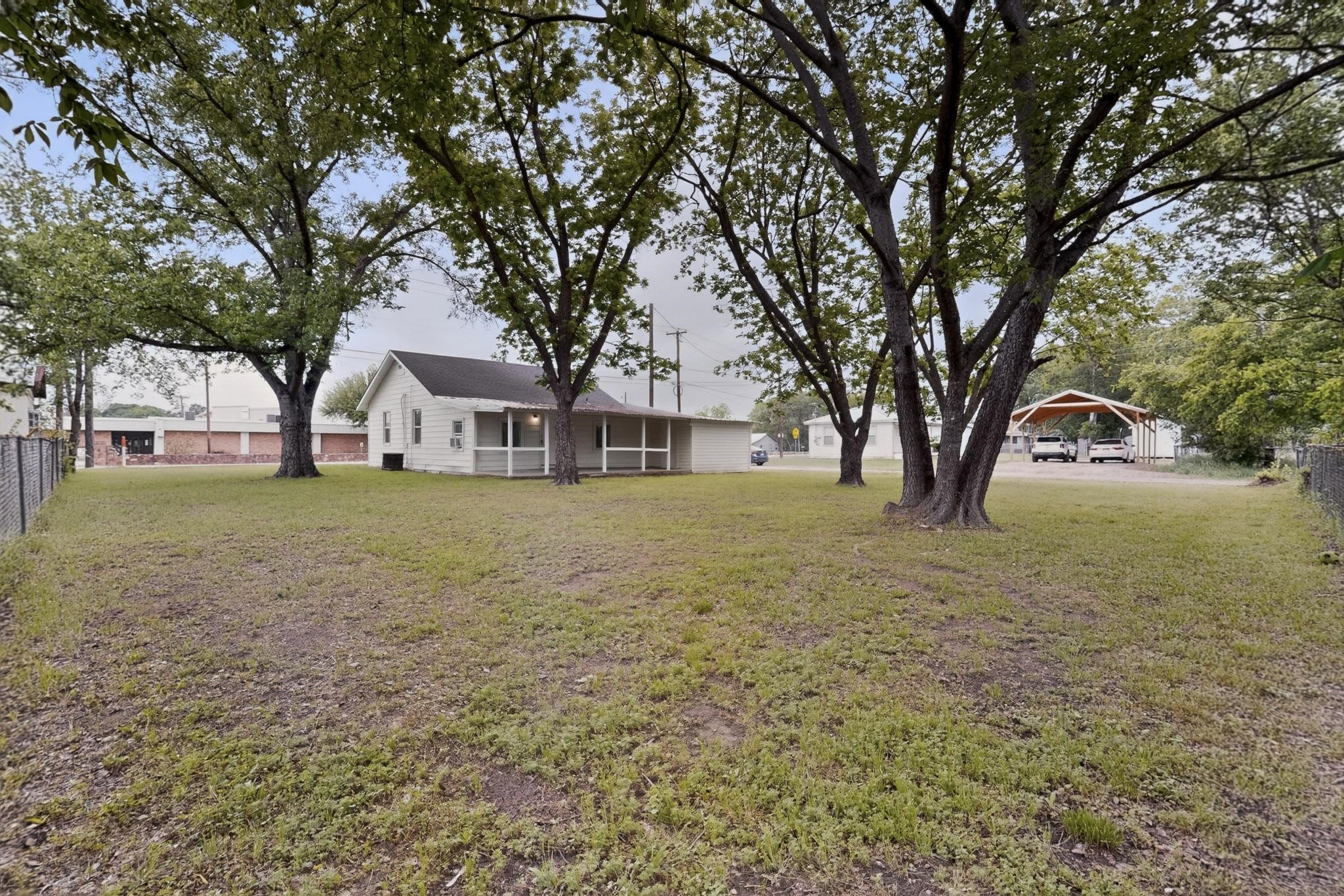 313 Fm 316 S Eustace TX 75124