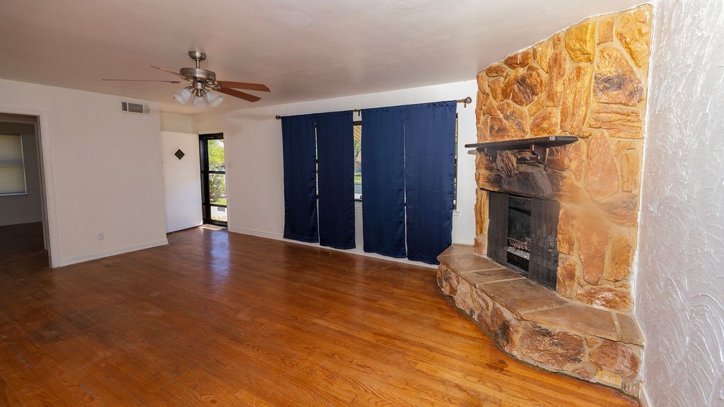 2409 Materhorn Drive Dallas TX 75228