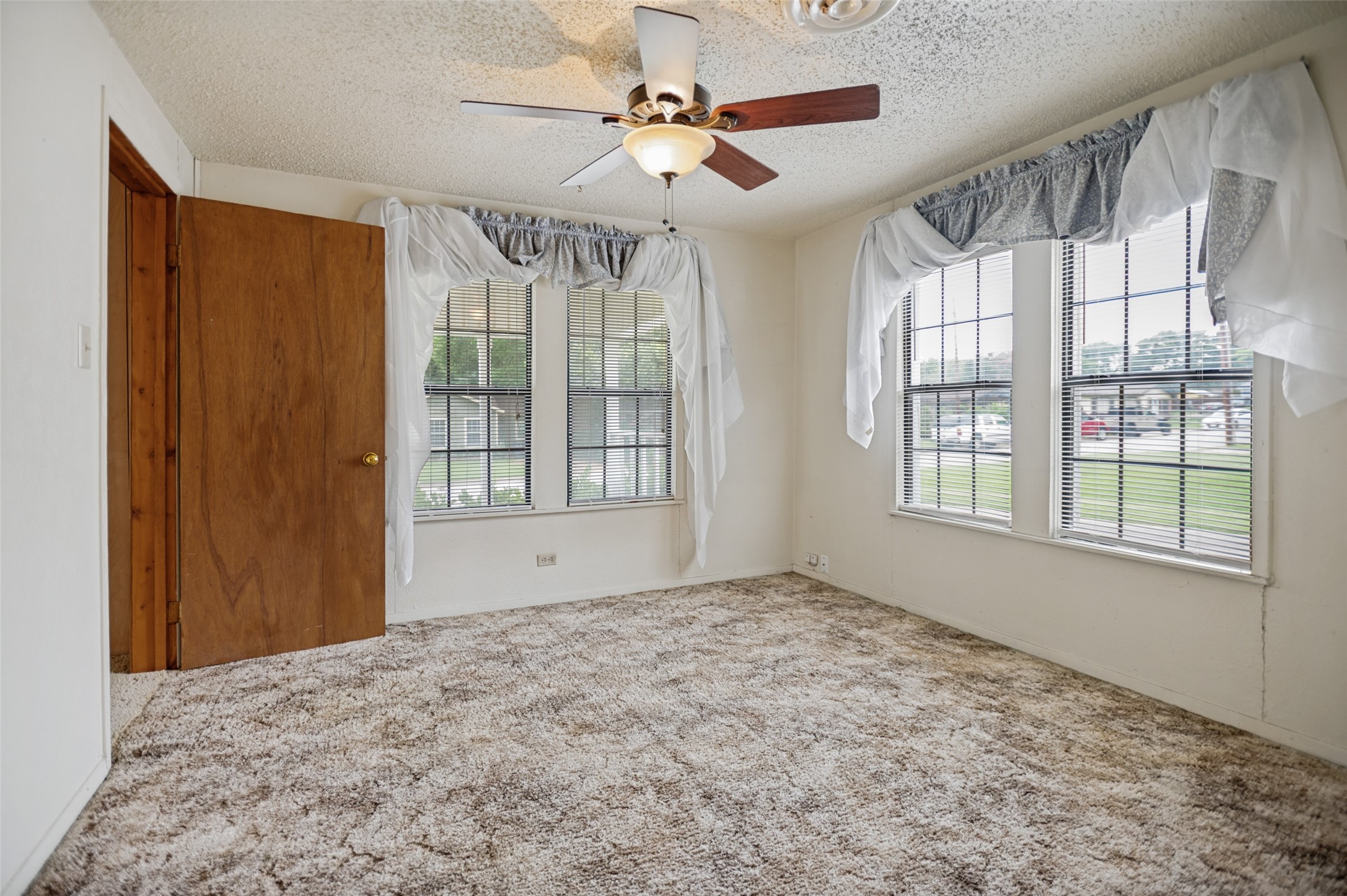 707 Cannon Drive Euless TX 76040