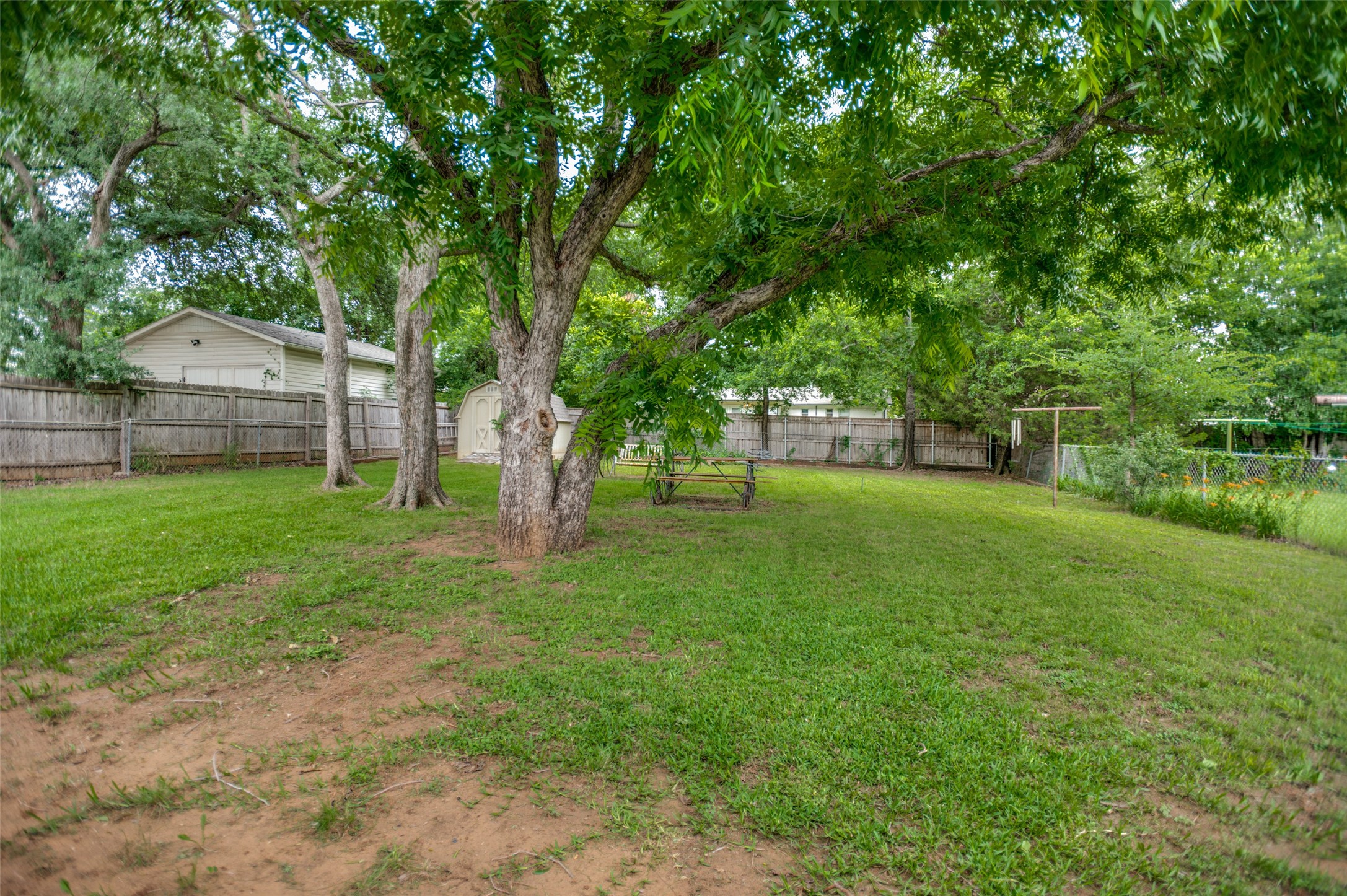 707 Cannon Drive Euless TX 76040