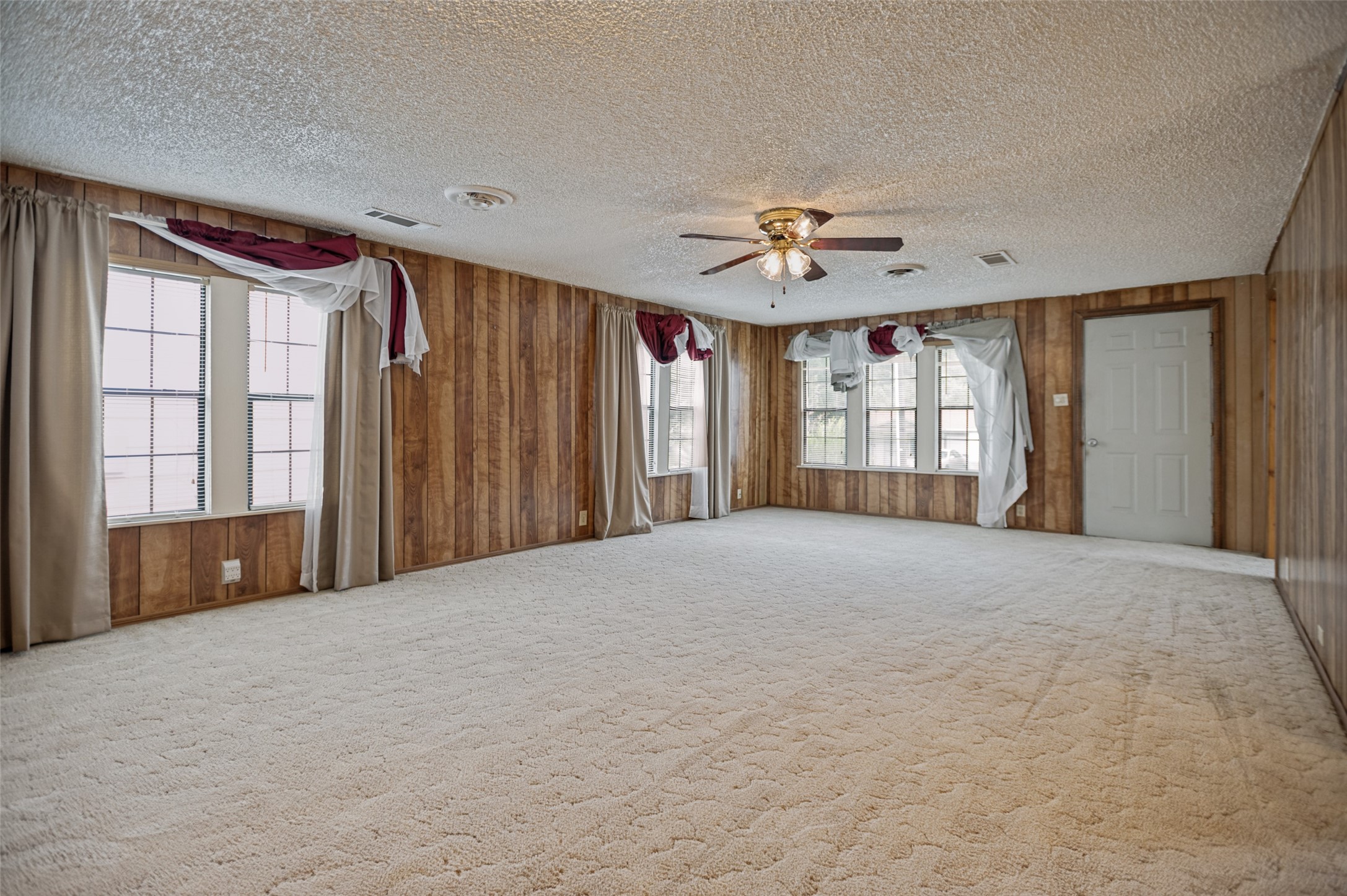707 Cannon Drive Euless TX 76040