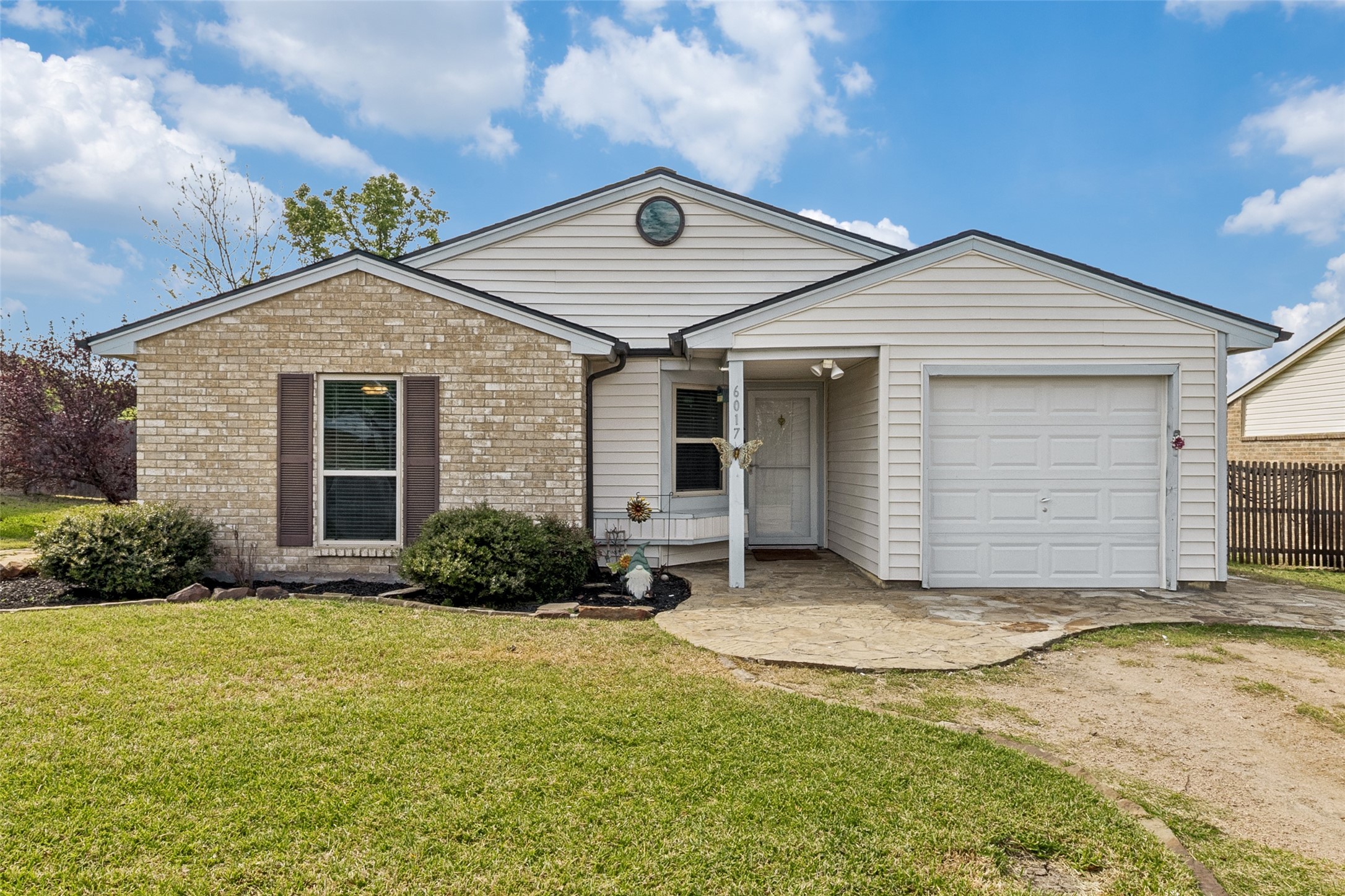 6017 Turner Street The Colony TX 75056