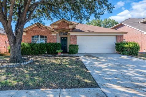 1037 Highland Station Drive Saginaw TX 76131