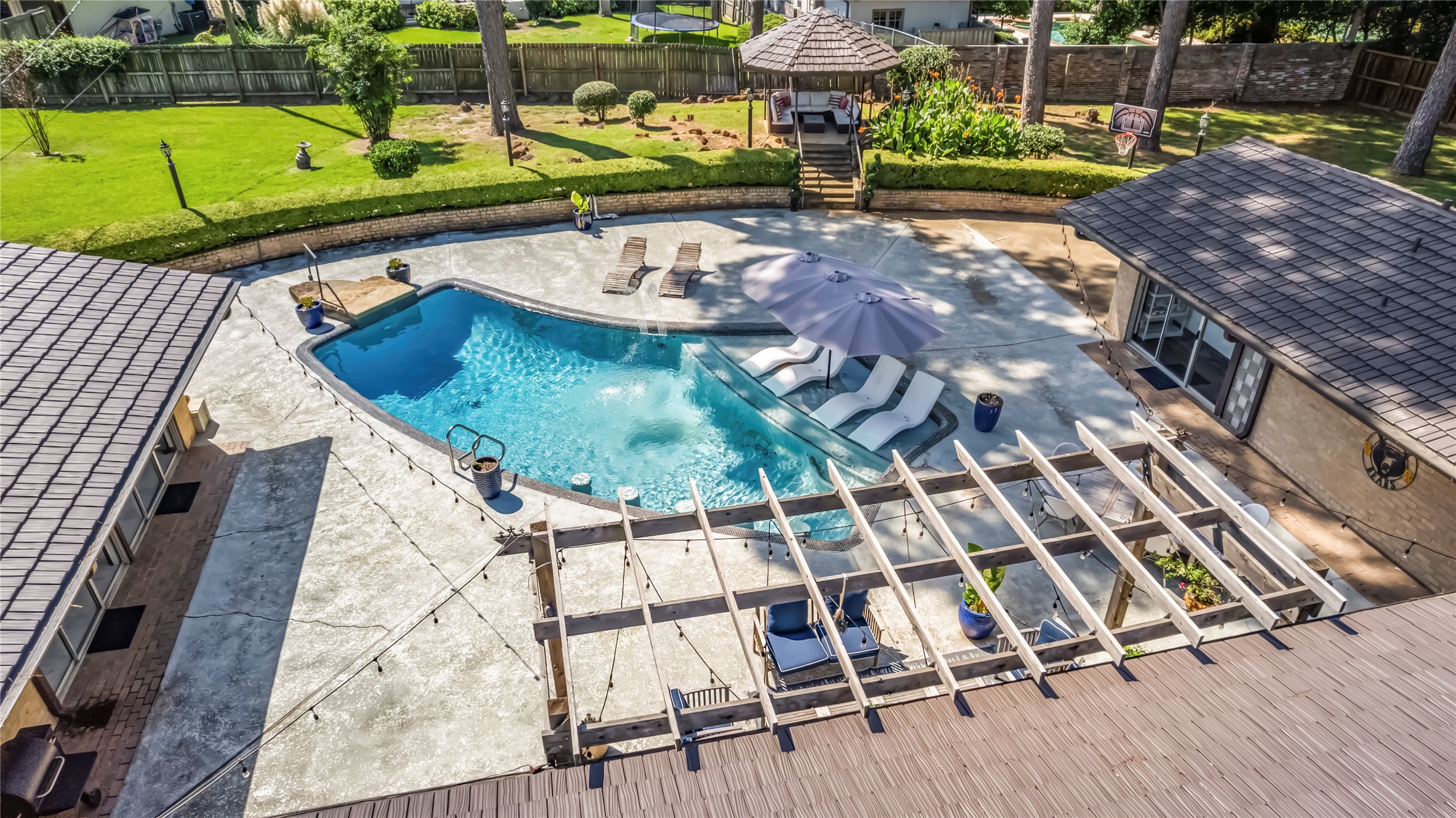 1300 Montclair Street Longview TX 75601