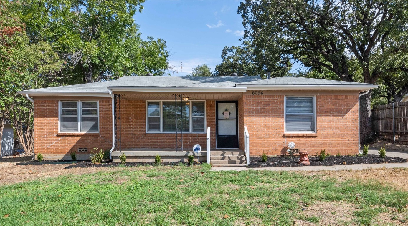 6054 Black Oak Lane Fort Worth TX 76114