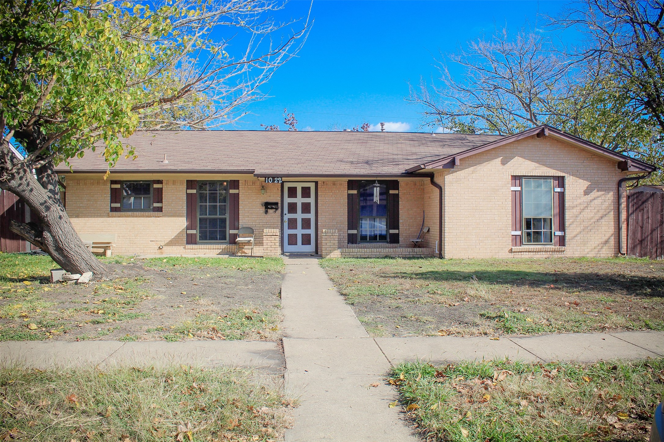 1022 Crest Park Drive Garland TX 75042