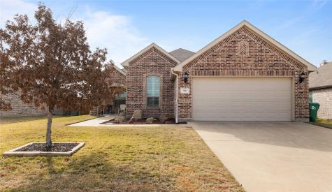 701 Meadowedge Lane Denton TX 76207