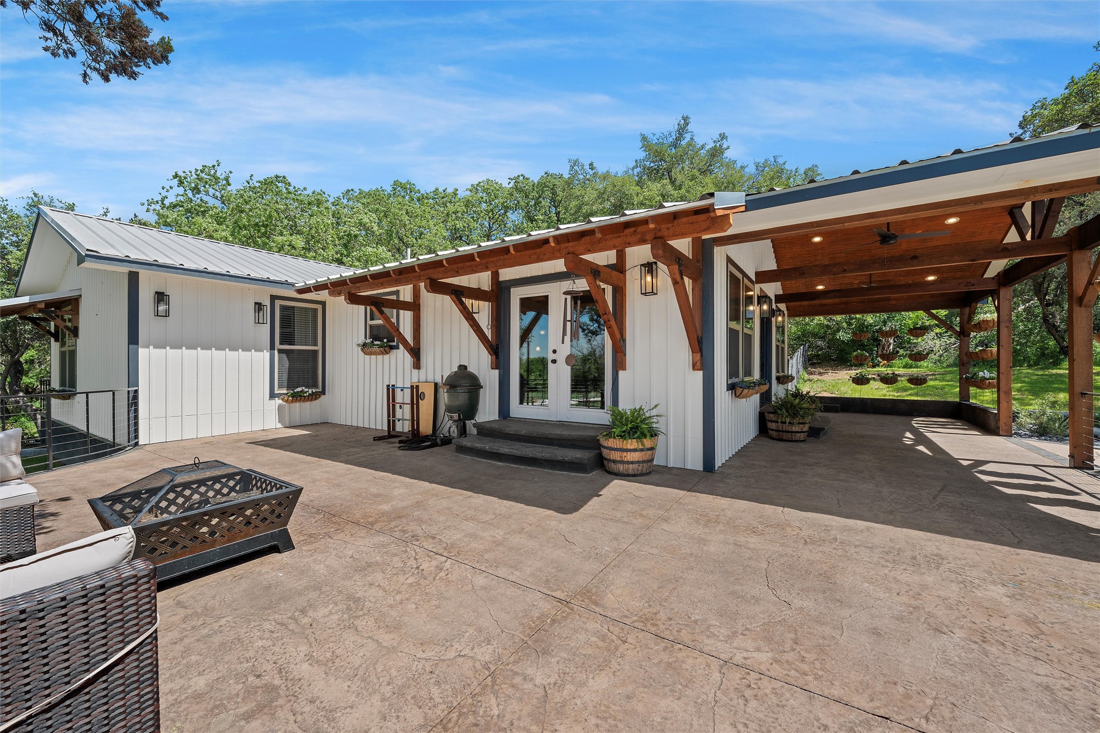 384 Fort Graham Road Waco TX 76705