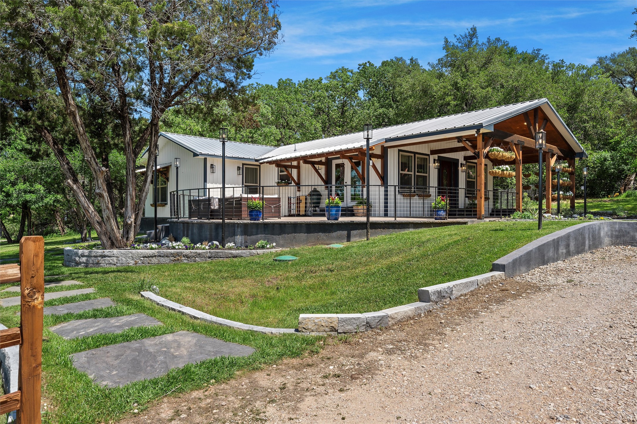 384 Fort Graham Road Waco TX 76705