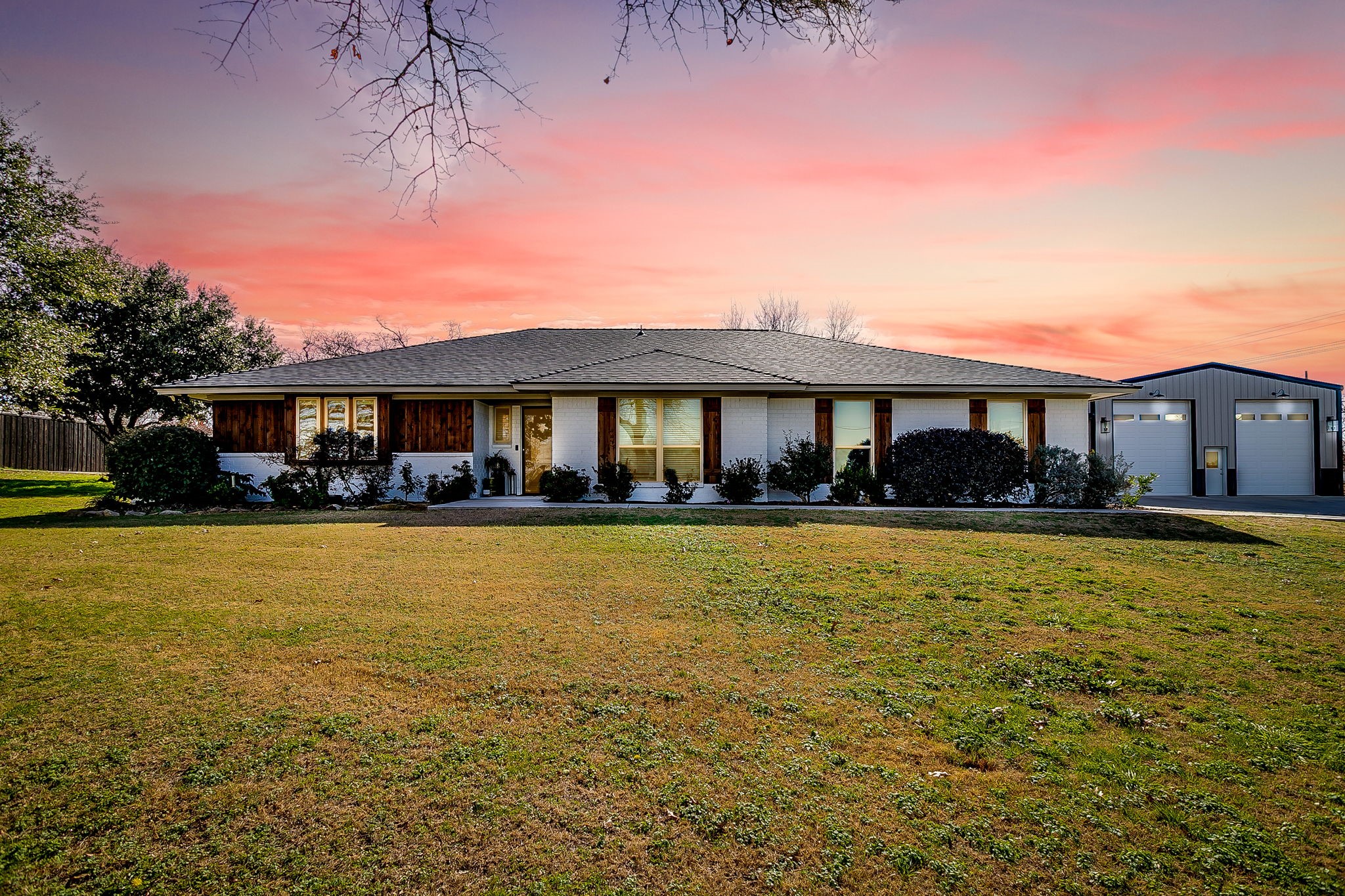 649 Christopher Lane Burleson TX 76028