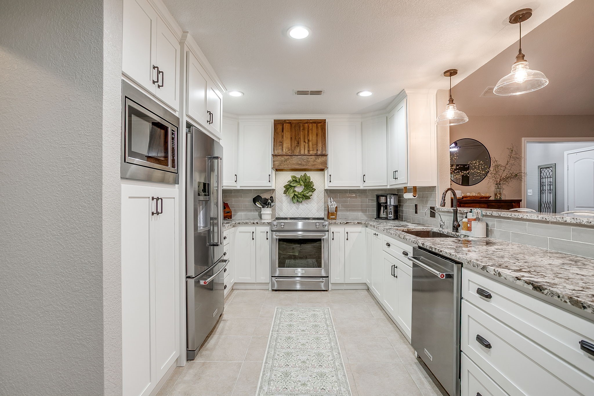 649 Christopher Lane Burleson TX 76028