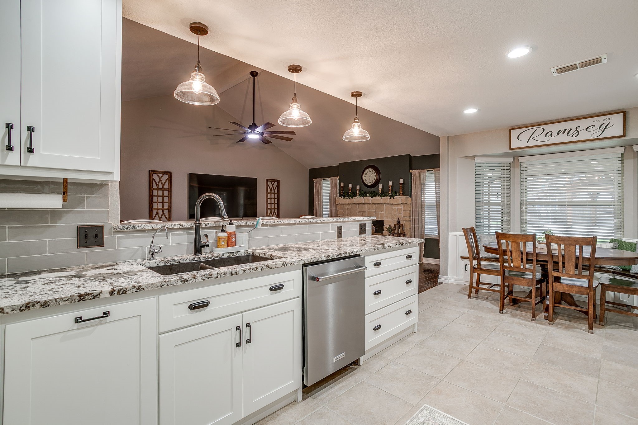 649 Christopher Lane Burleson TX 76028