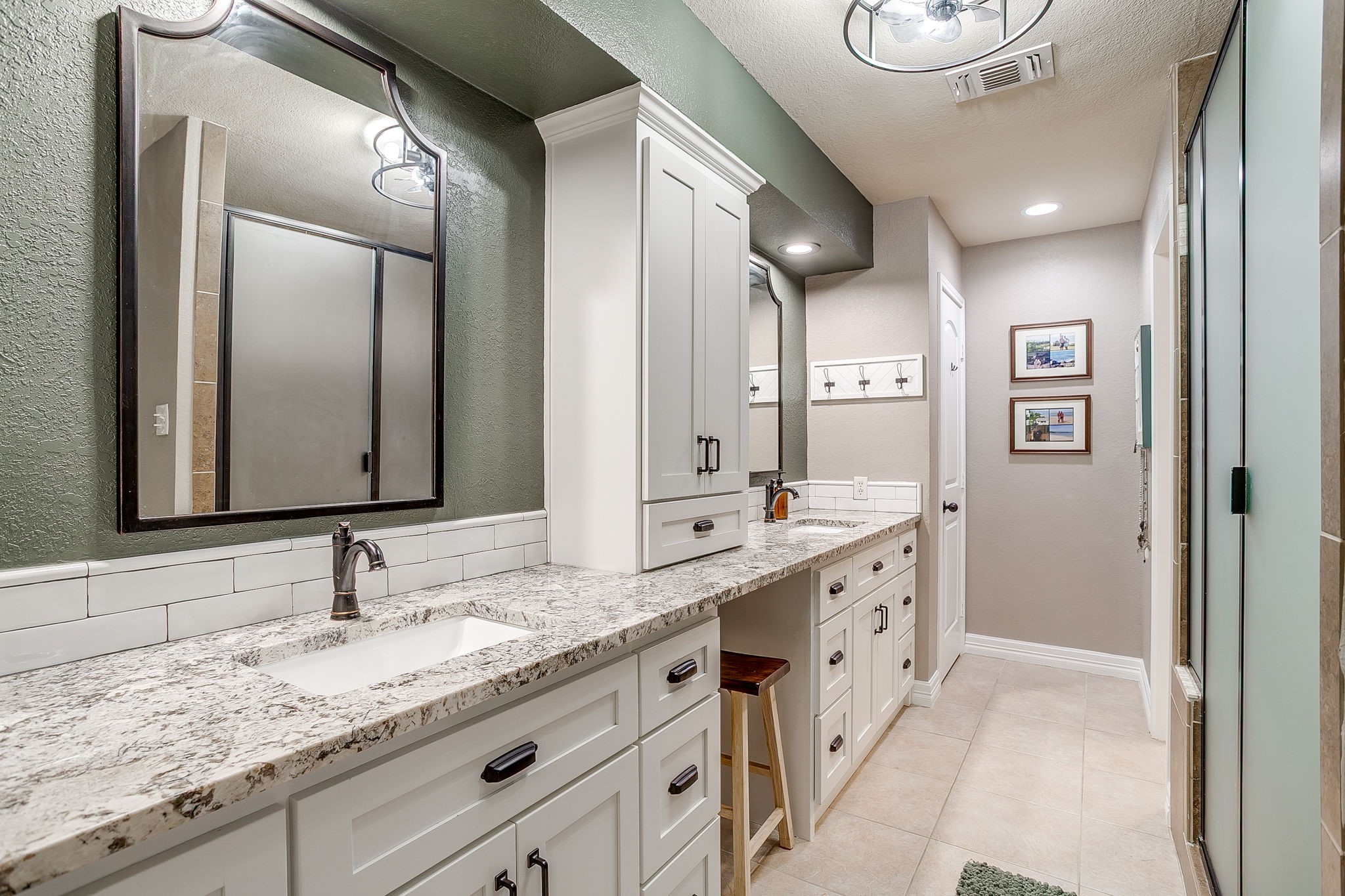 649 Christopher Lane Burleson TX 76028