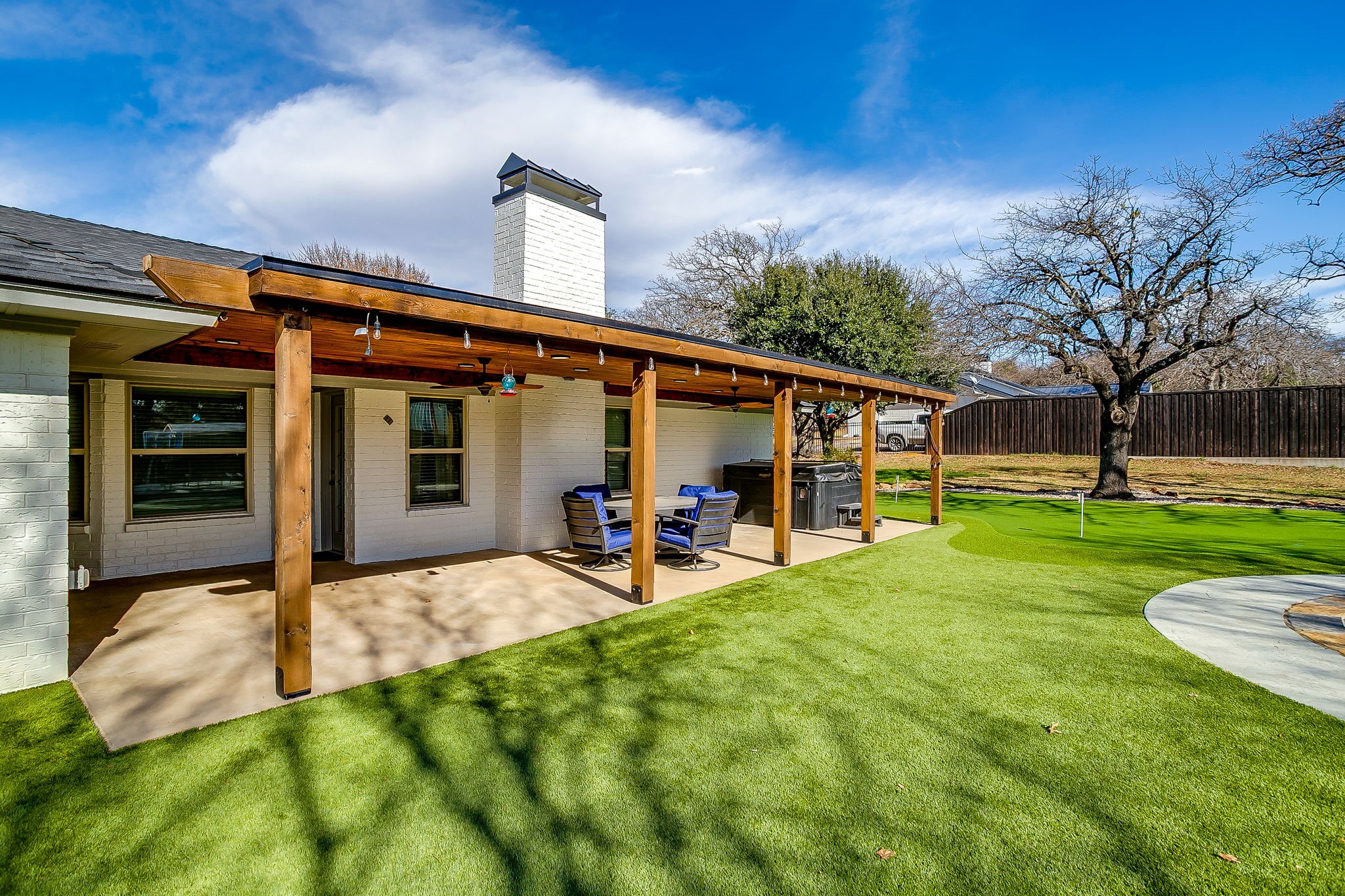 649 Christopher Lane Burleson TX 76028